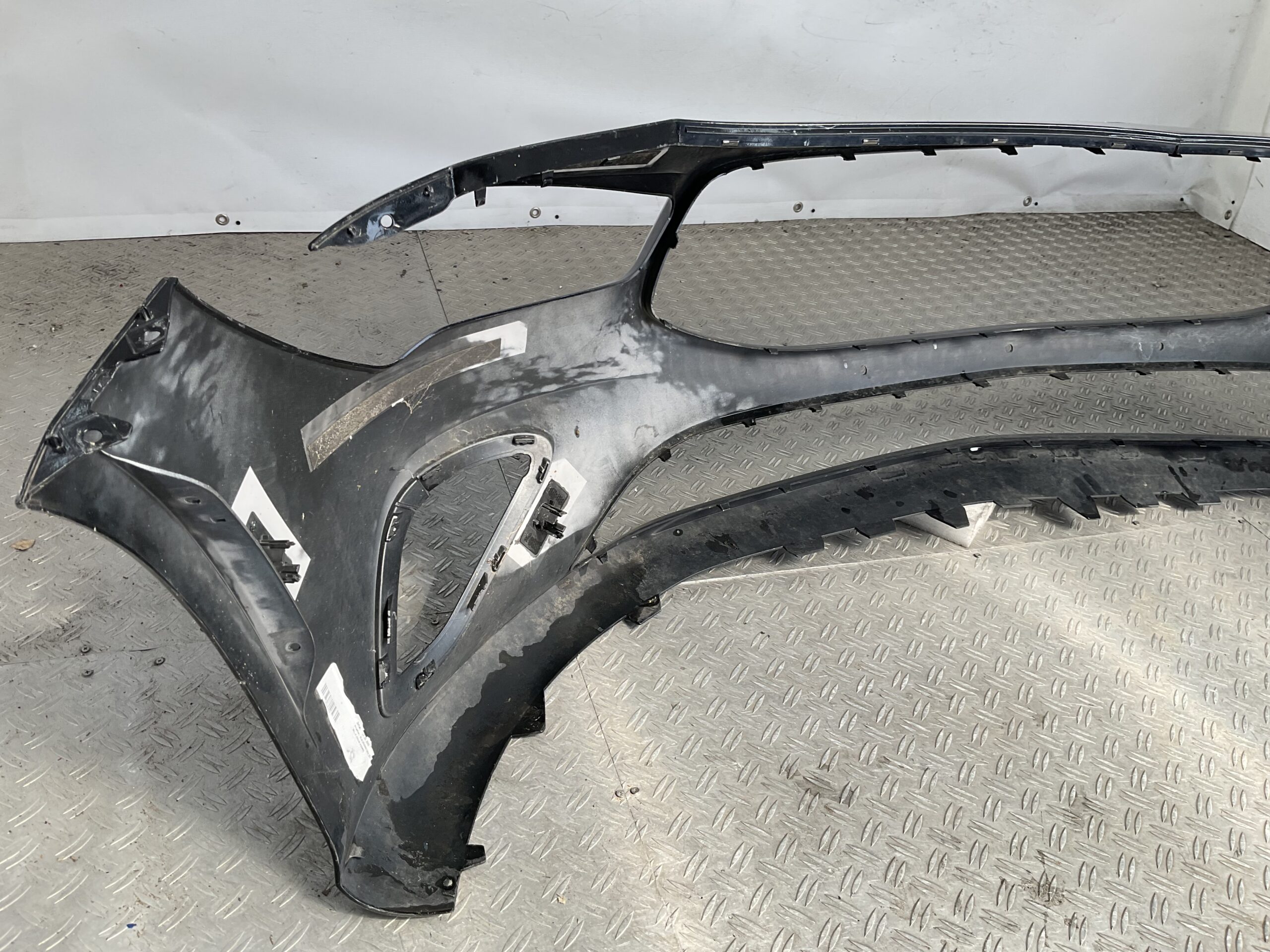 Bumper Mercedes CLA W118 Normaal 6xpdc 2019-2023 A1188855300 Voorbumper A10-22804