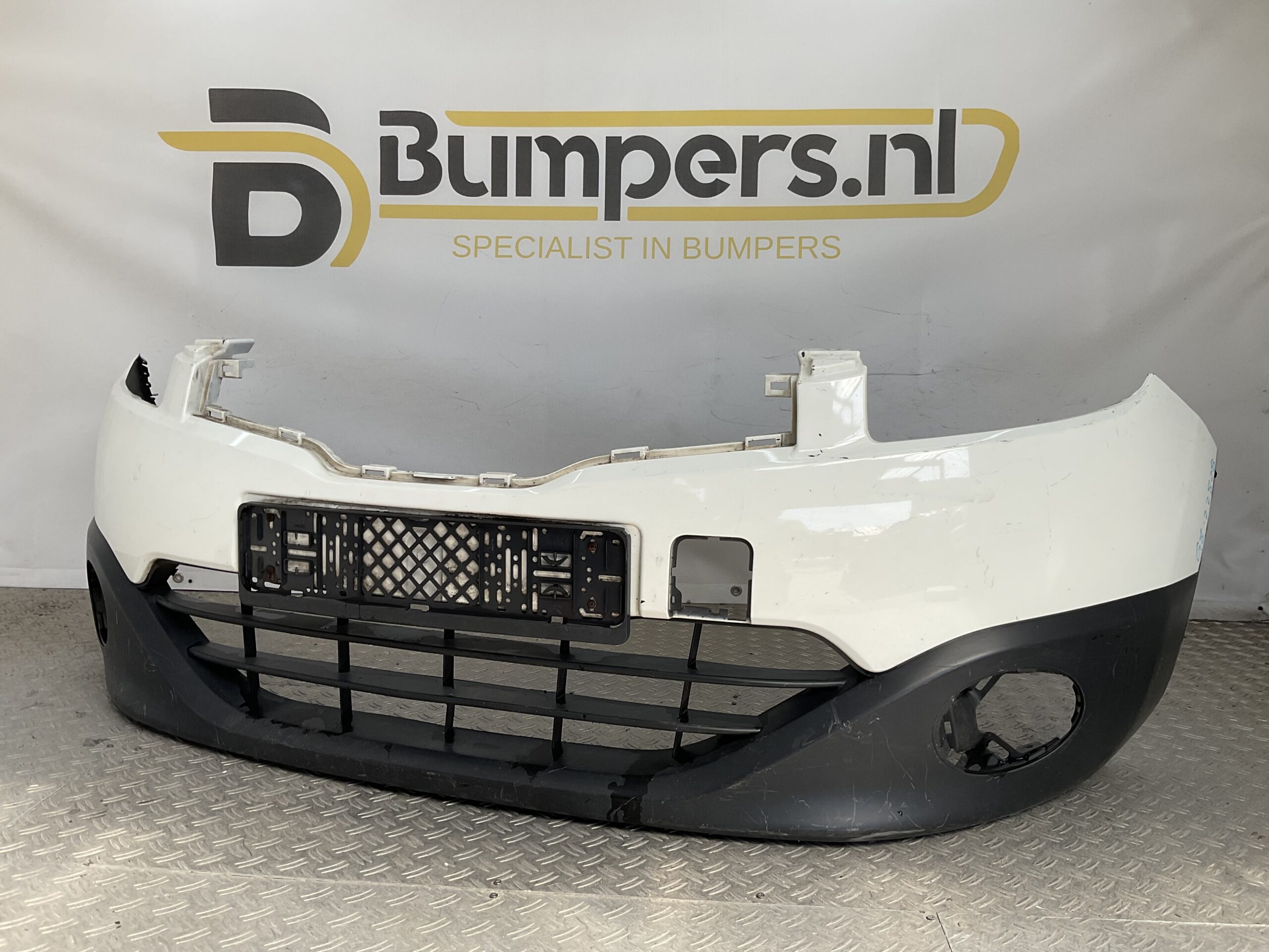 Bumper Nissan Qashqai 2011-2017 62022BR10H VOORBUMPER G8-22808