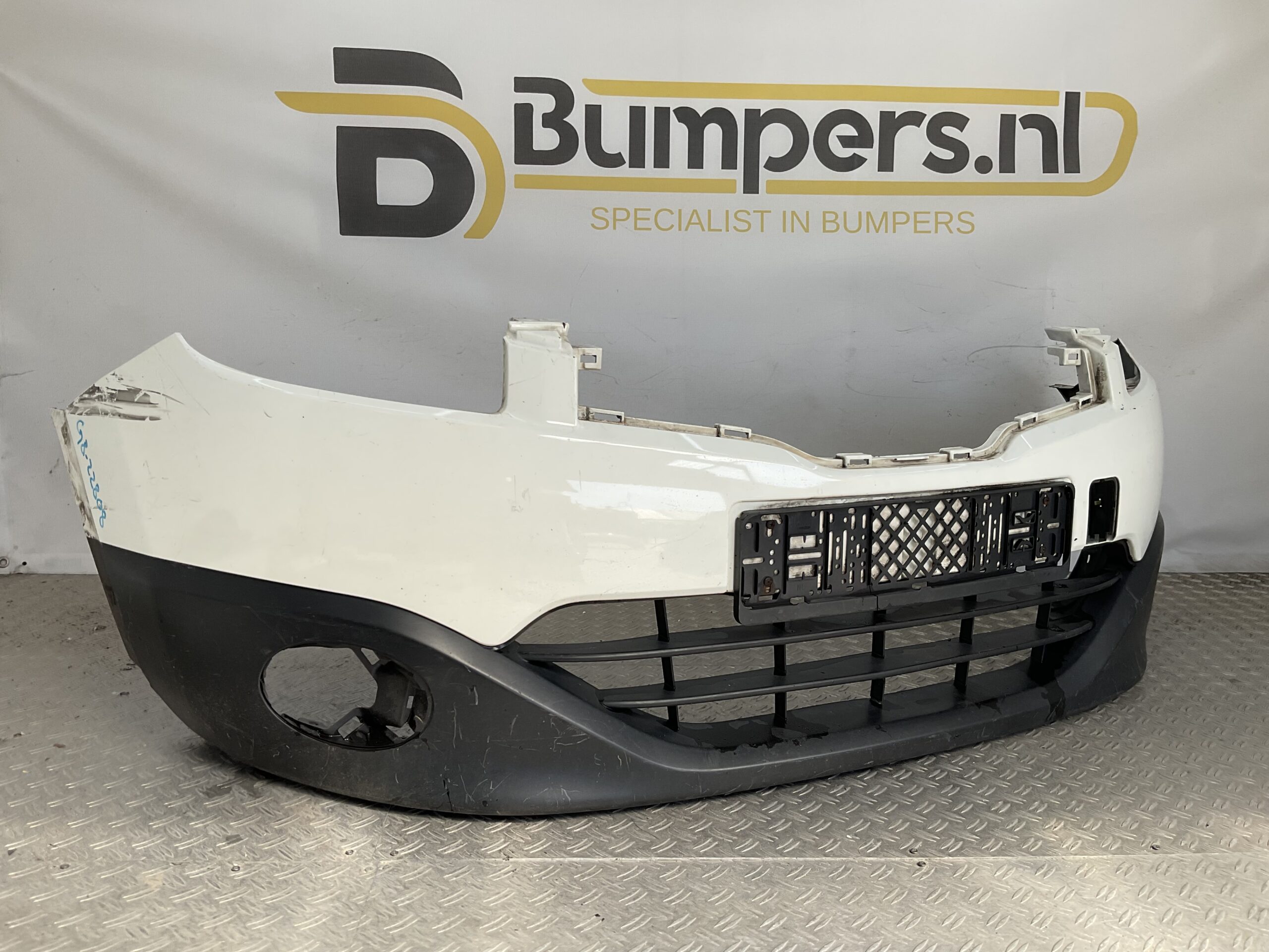 Bumper Nissan Qashqai 2011-2017 62022BR10H VOORBUMPER G8-22808