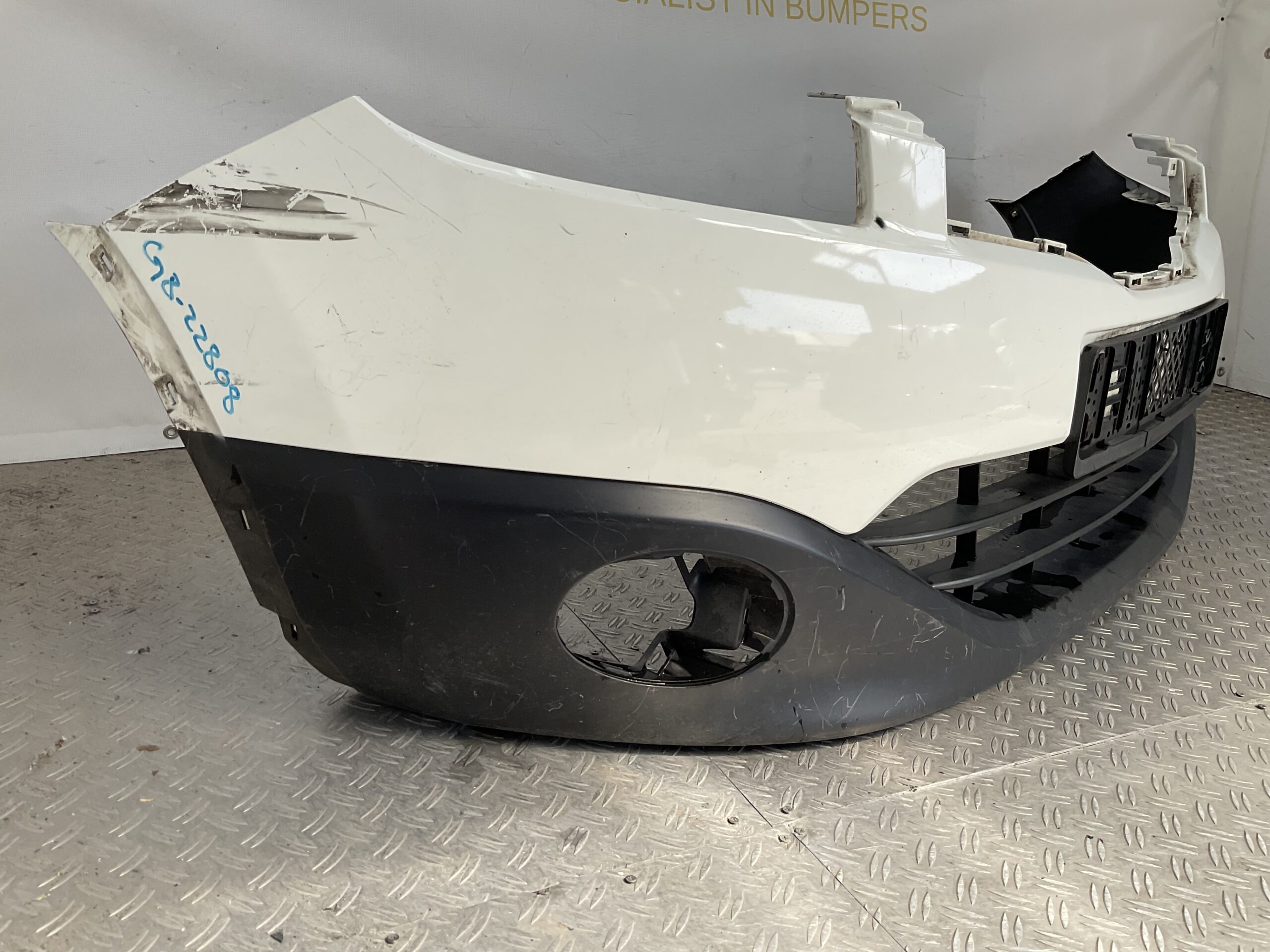 Bumper Nissan Qashqai 2011-2017 62022BR10H VOORBUMPER G8-22808