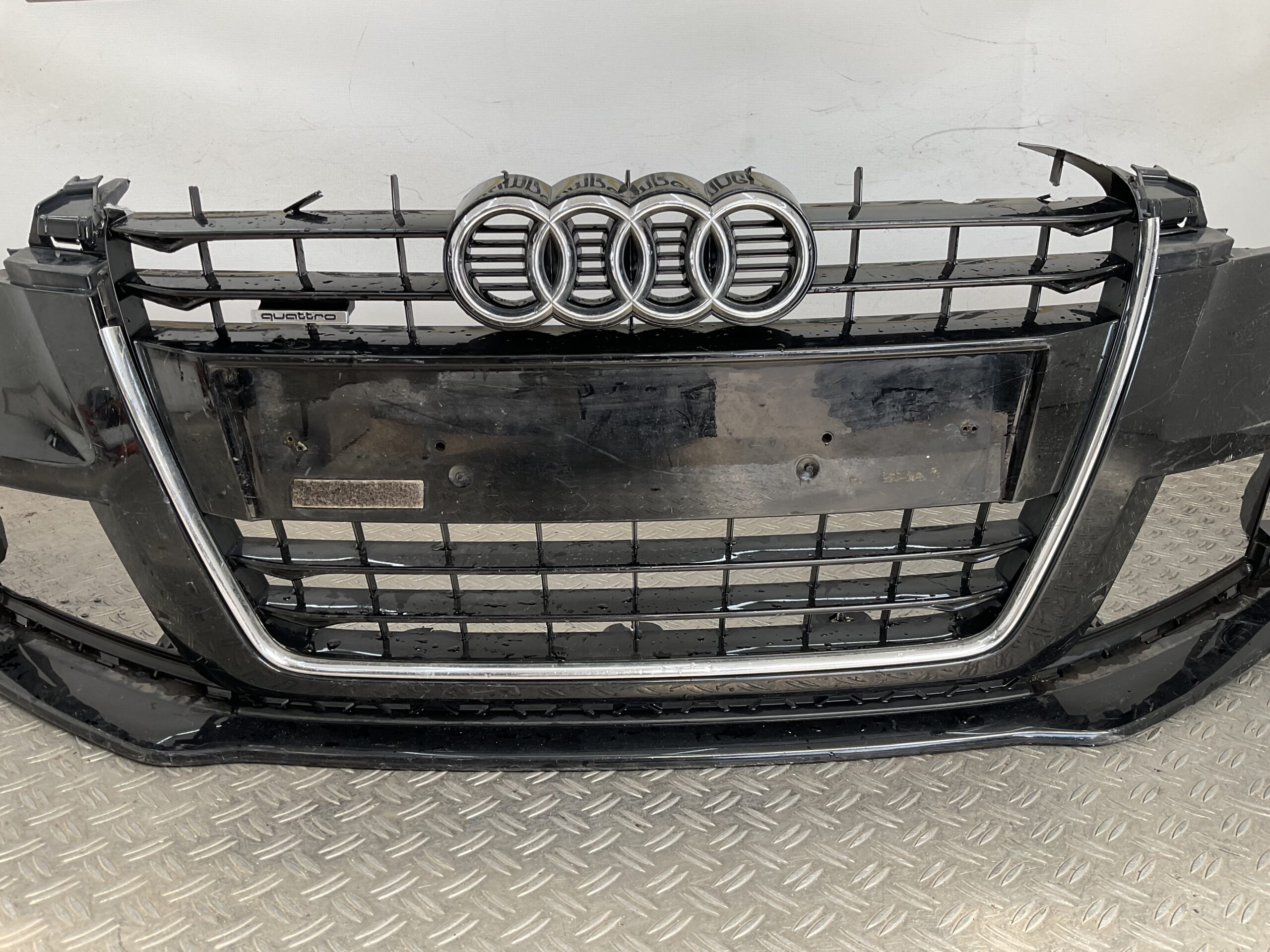 Bumper Audi TT TTS Mk2 2006-2014 8J0807233F Voorbumper H5-22810