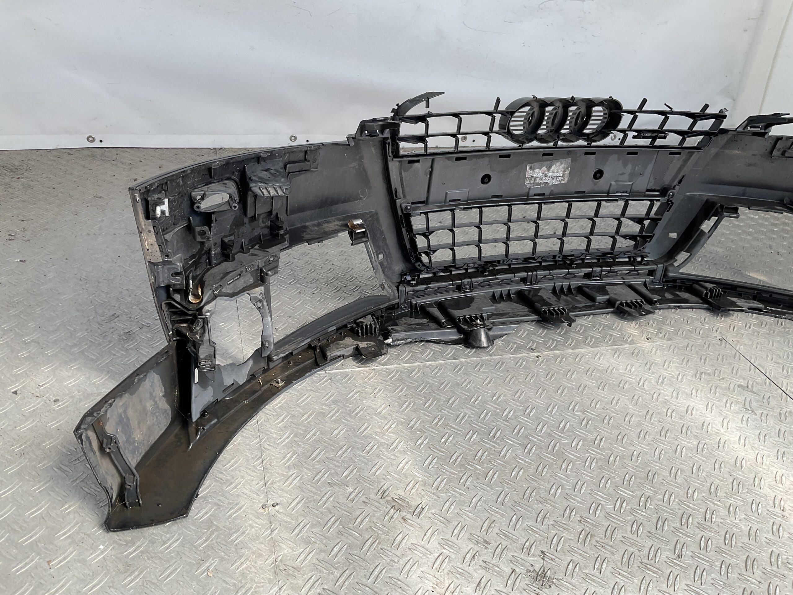Bumper Audi TT TTS Mk2 2006-2014 8J0807233F Voorbumper H5-22810
