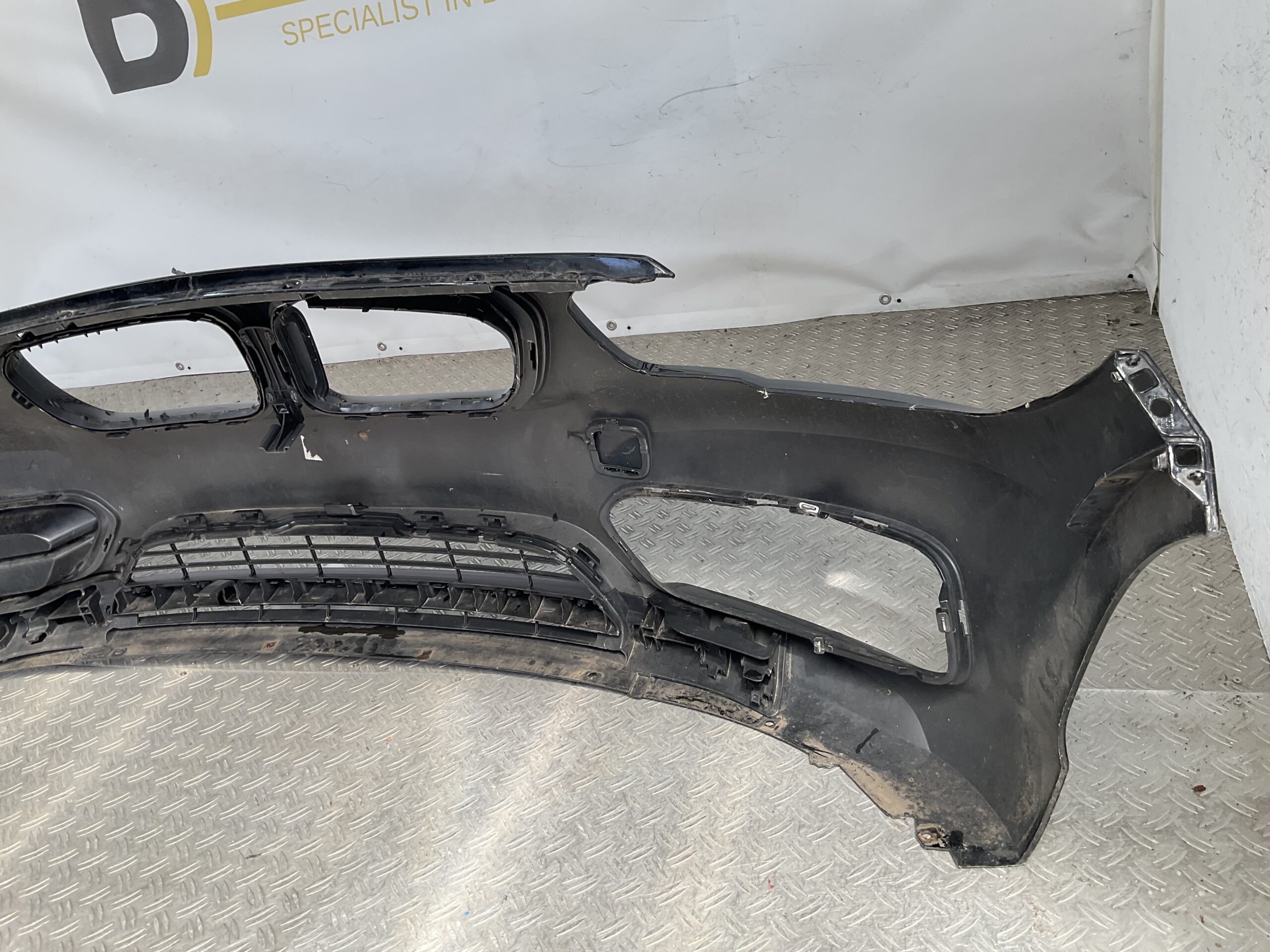 Bumper BMW 1 Serie F20 F21 LCI 15-19 51117371735 Voorbumper K8-22815