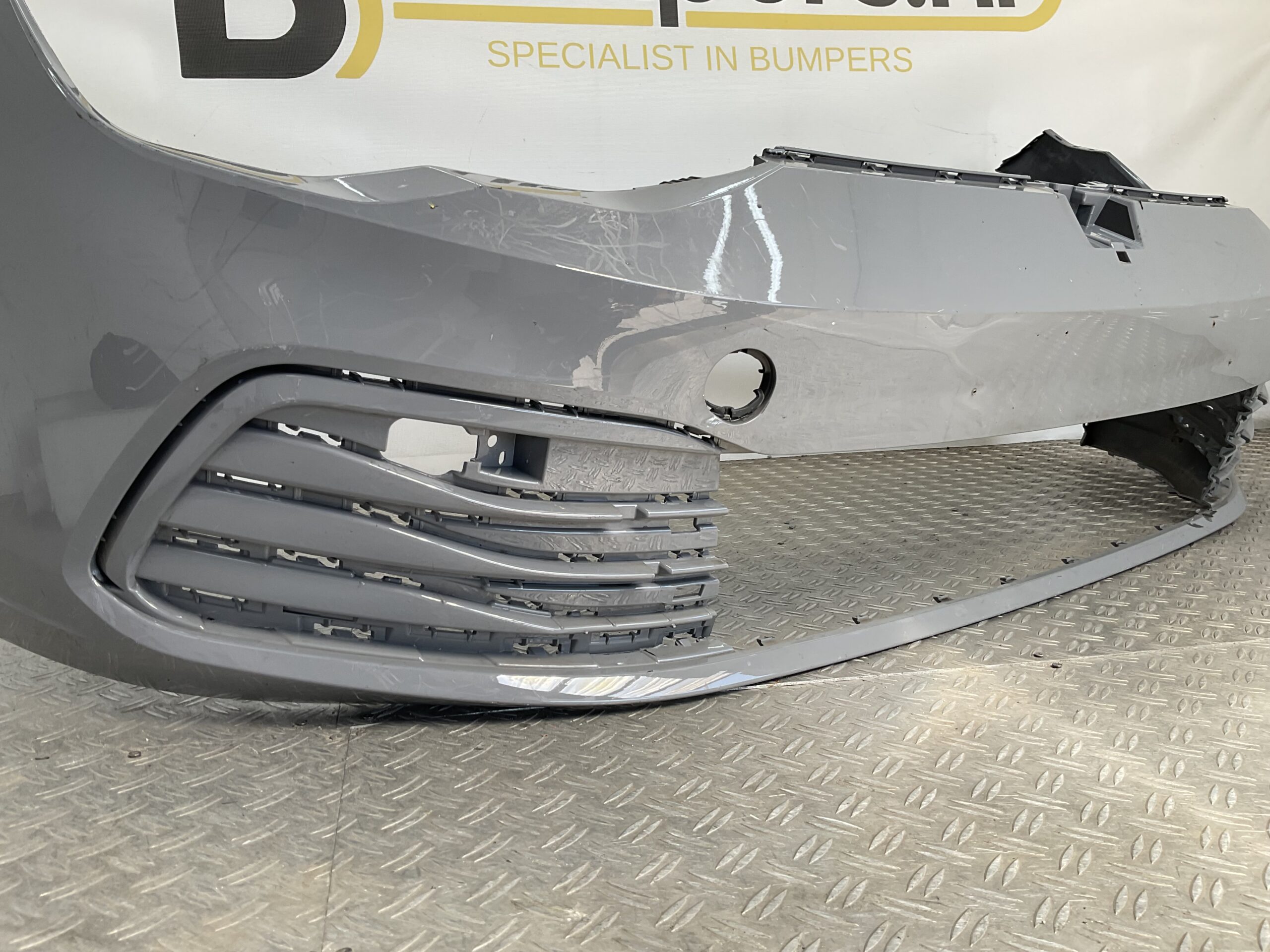 Bumper Volkswagen Golf 8 2019-2024 5H0807221J Voorbumper C2-22828