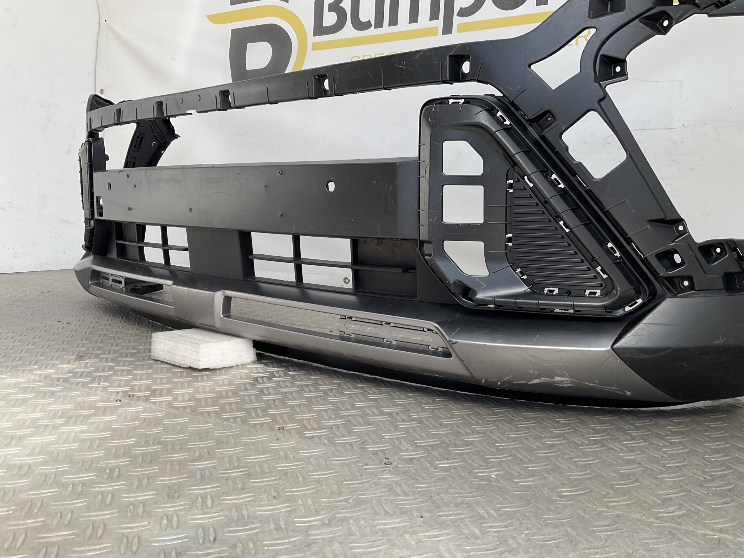 Bumper Hyundai Kona II 24- 86512-BE100 Voorbumper E5-22841
