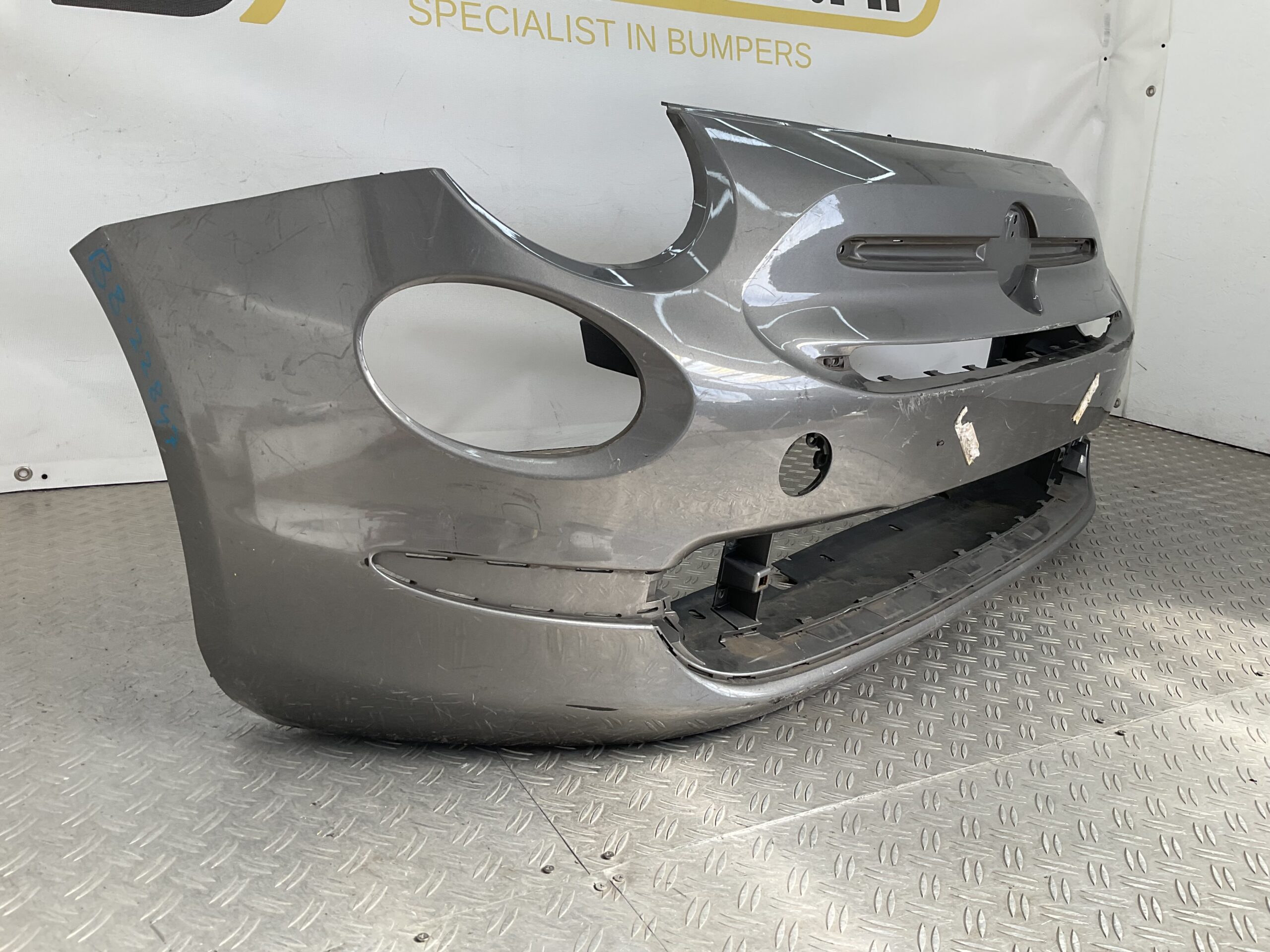 Bumper Fiat 500 Lounge Facelift 16-23 735619491 Voorbumper B8-22847