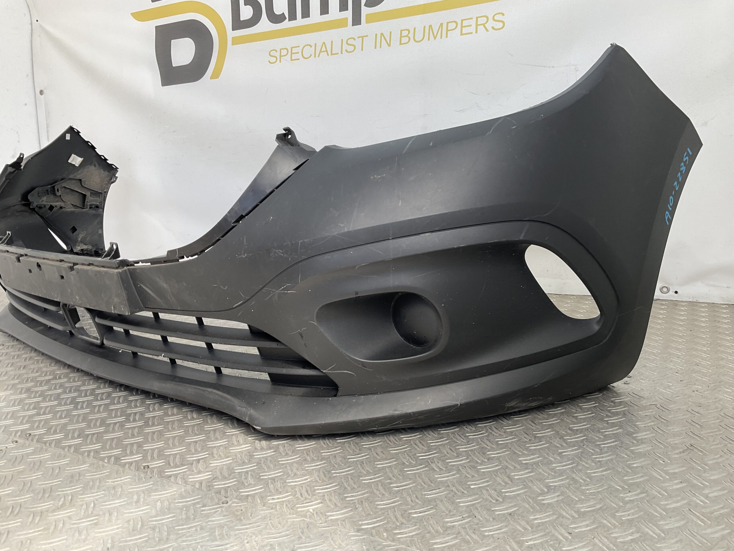 Bumper Mercedes Citan II W420 2023 A4208852500 8202214497 Voorbumper A10-22851