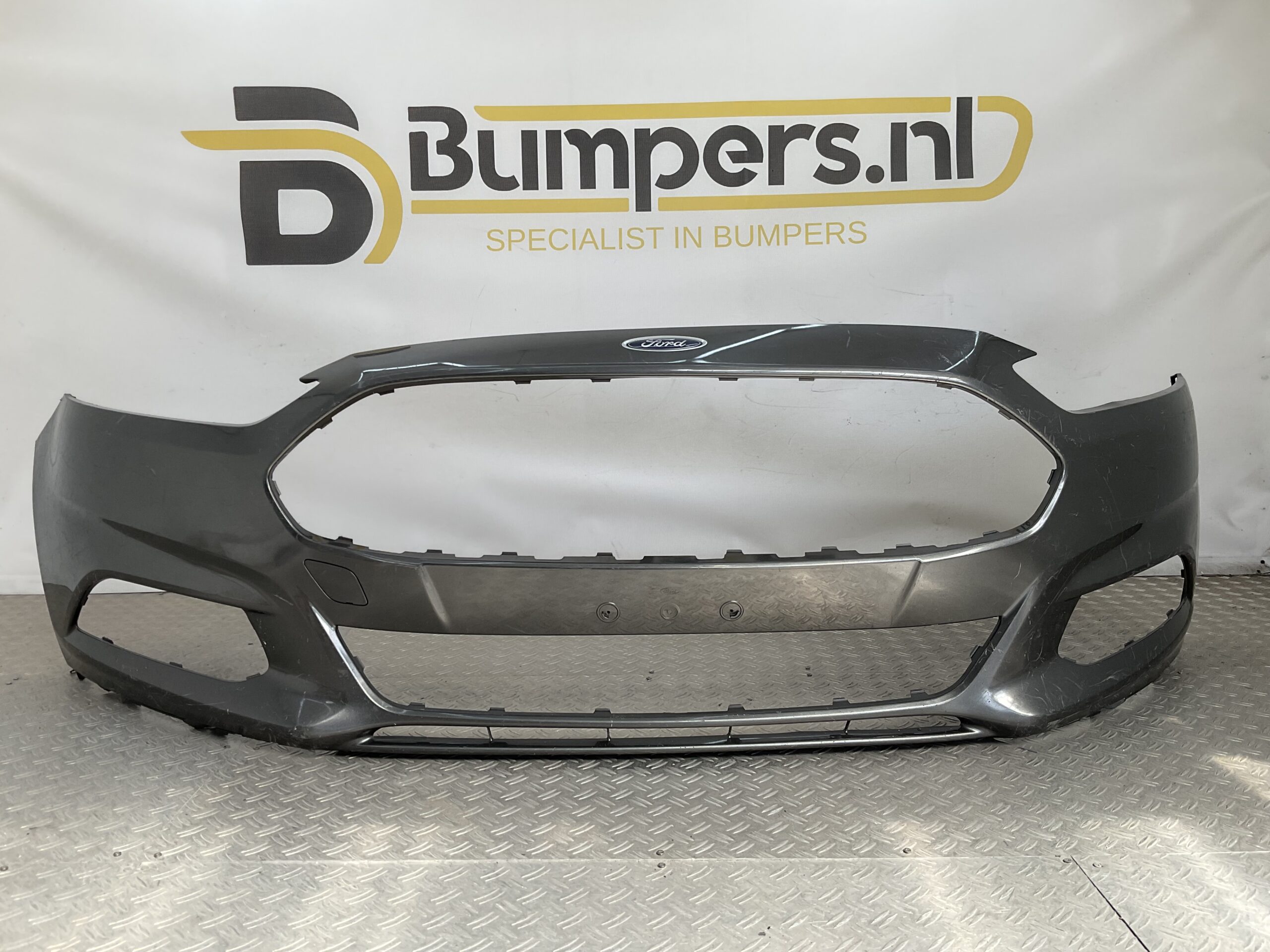 Bumper Ford Mondeo MK5 ST LINE STLine 14-19 DS73-17757-A Voorbumper D2-22859