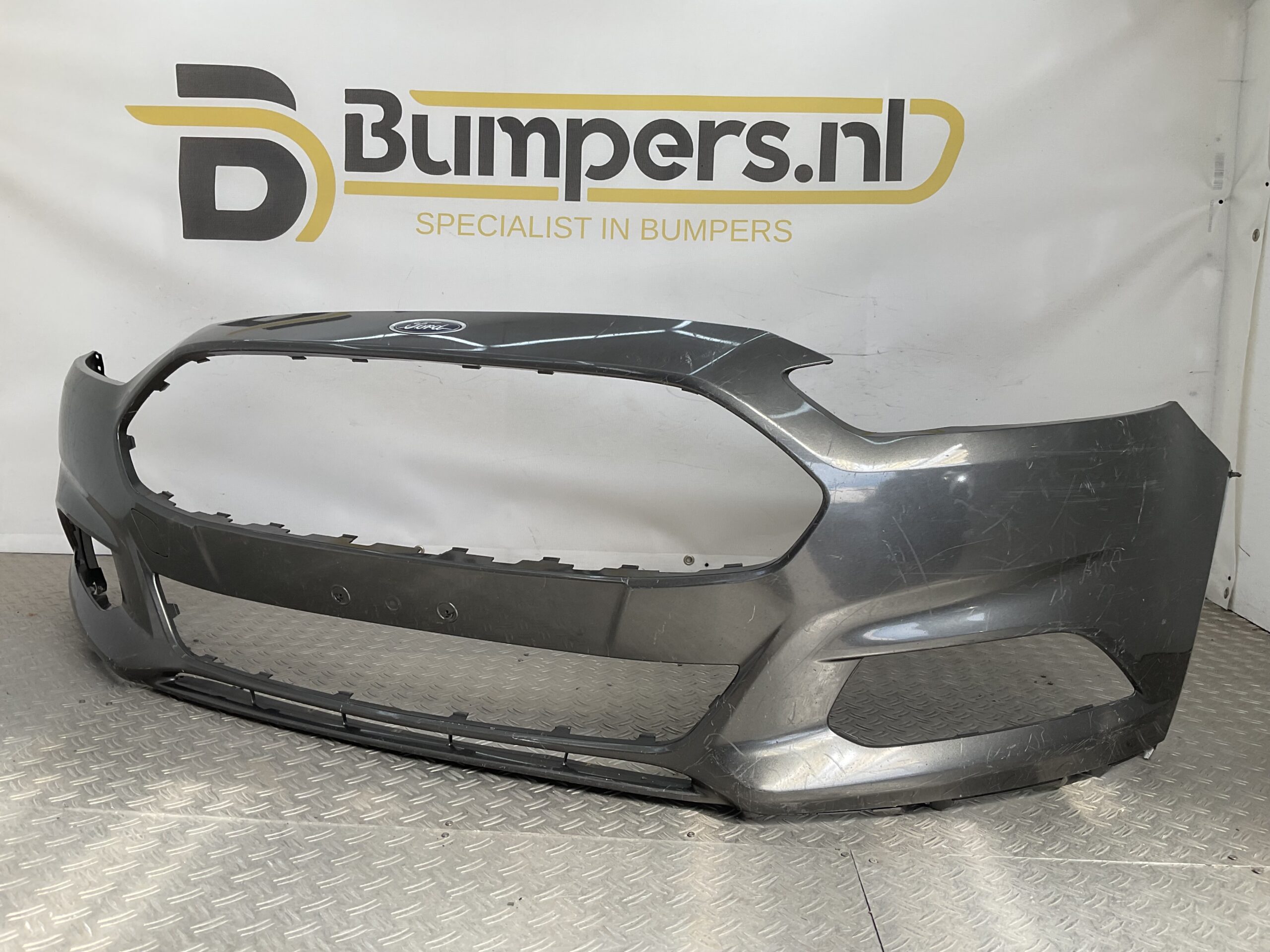 Bumper Ford Mondeo MK5 ST LINE STLine 14-19 DS73-17757-A Voorbumper D2-22859