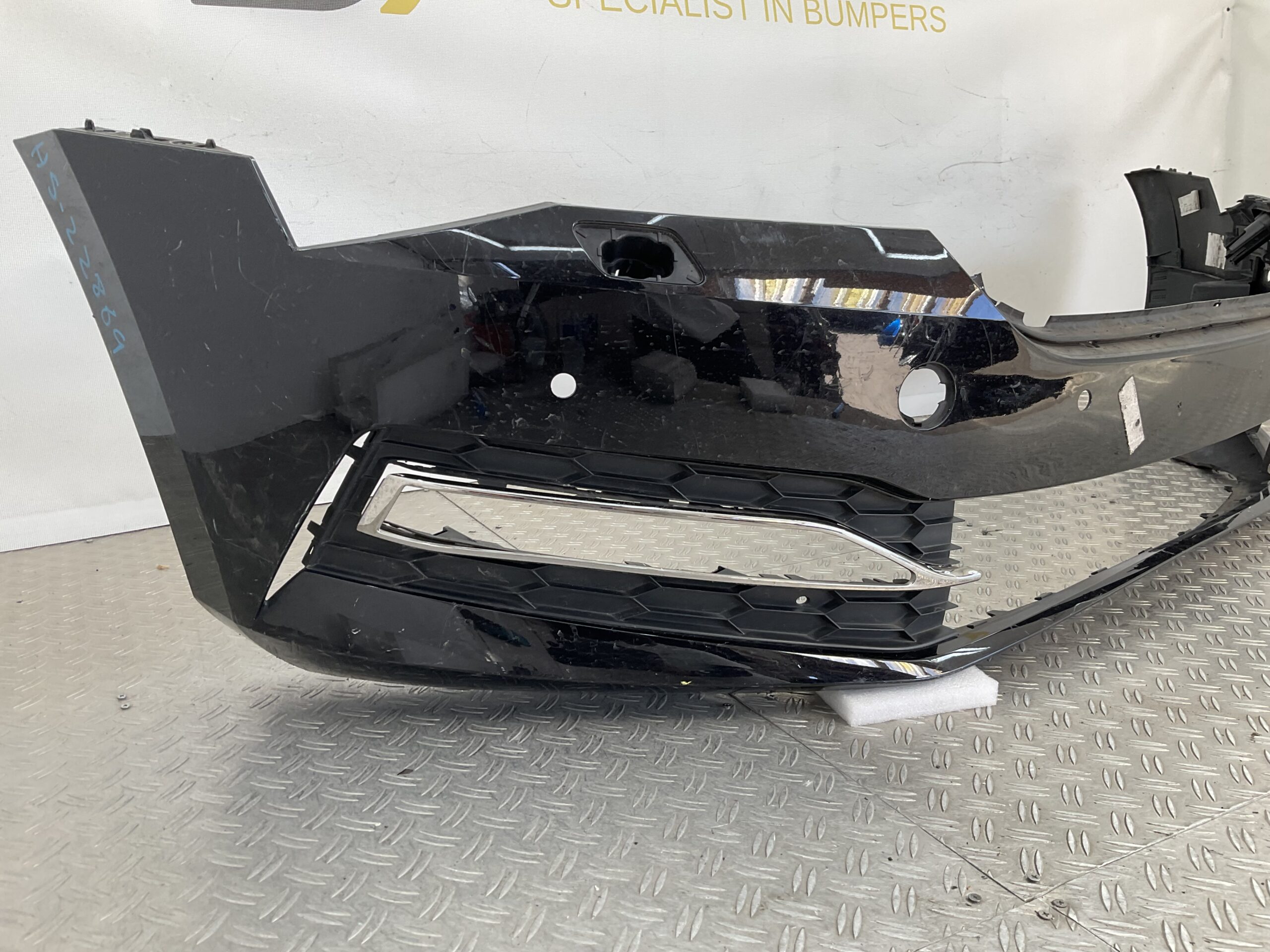 Bumper Skoda Superb lll 3V Facelift 3v0807221F Voorbumper H5-22869