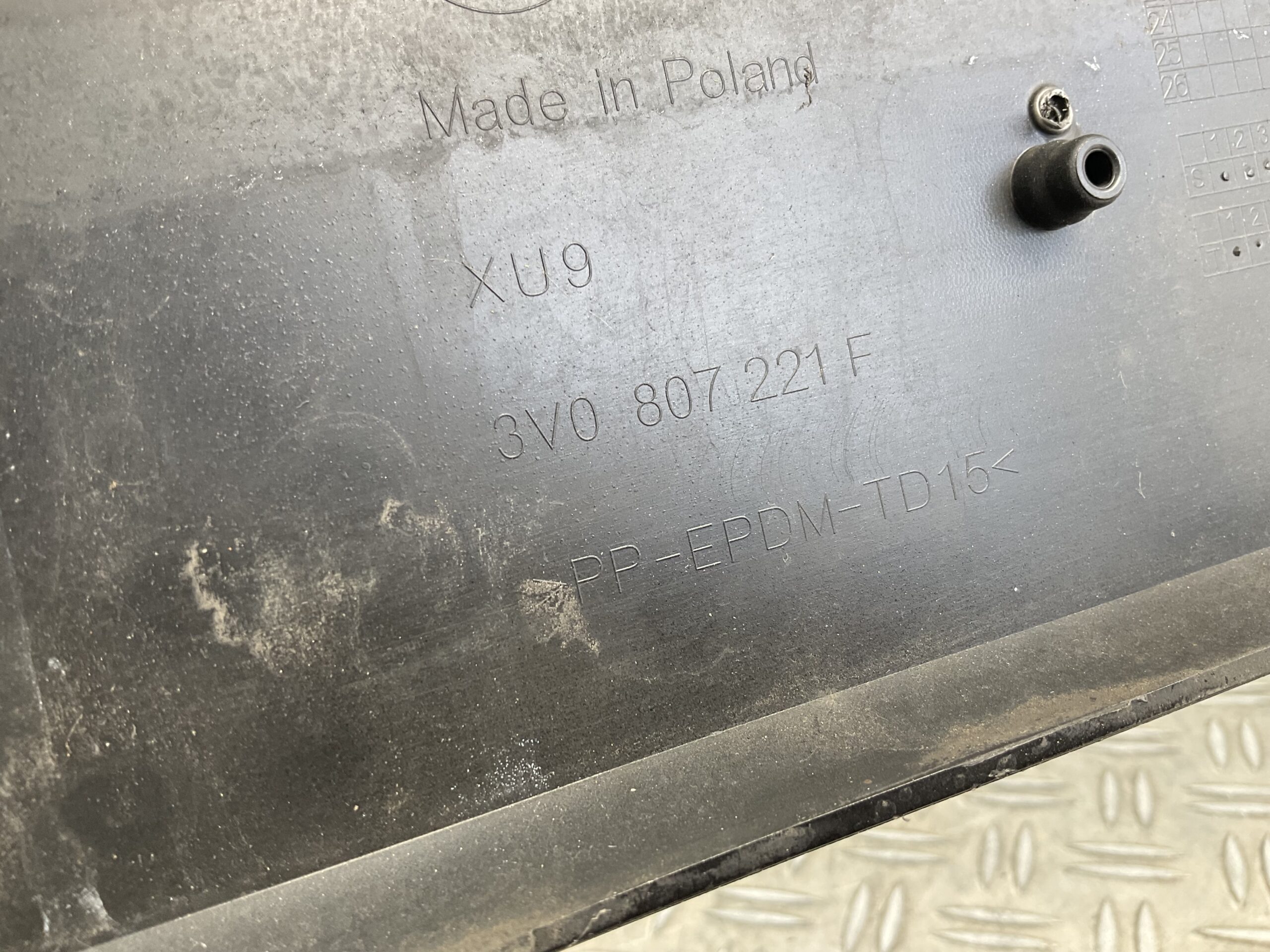 Bumper Skoda Superb lll 3V Facelift 3v0807221F Voorbumper H5-22869
