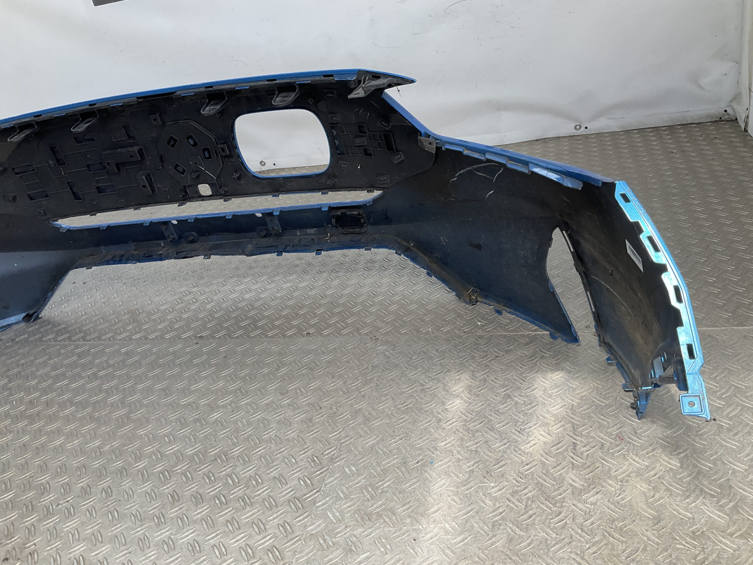 Bumper MG ZS EV Facelift 21- P11010248 Voorbumper M1-22874