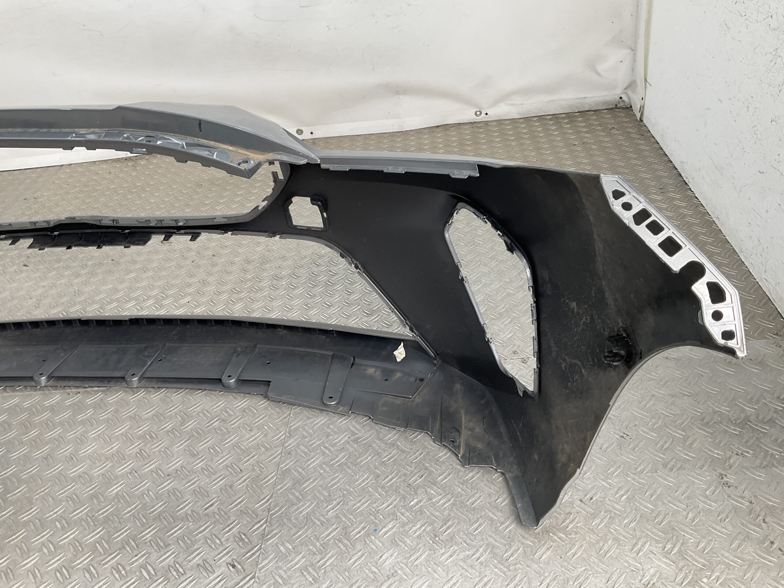 Bumper BMW 1 Serie F70 M Sport M-Pakket MPakket 51115A64E31 Voorbumper K4-22882