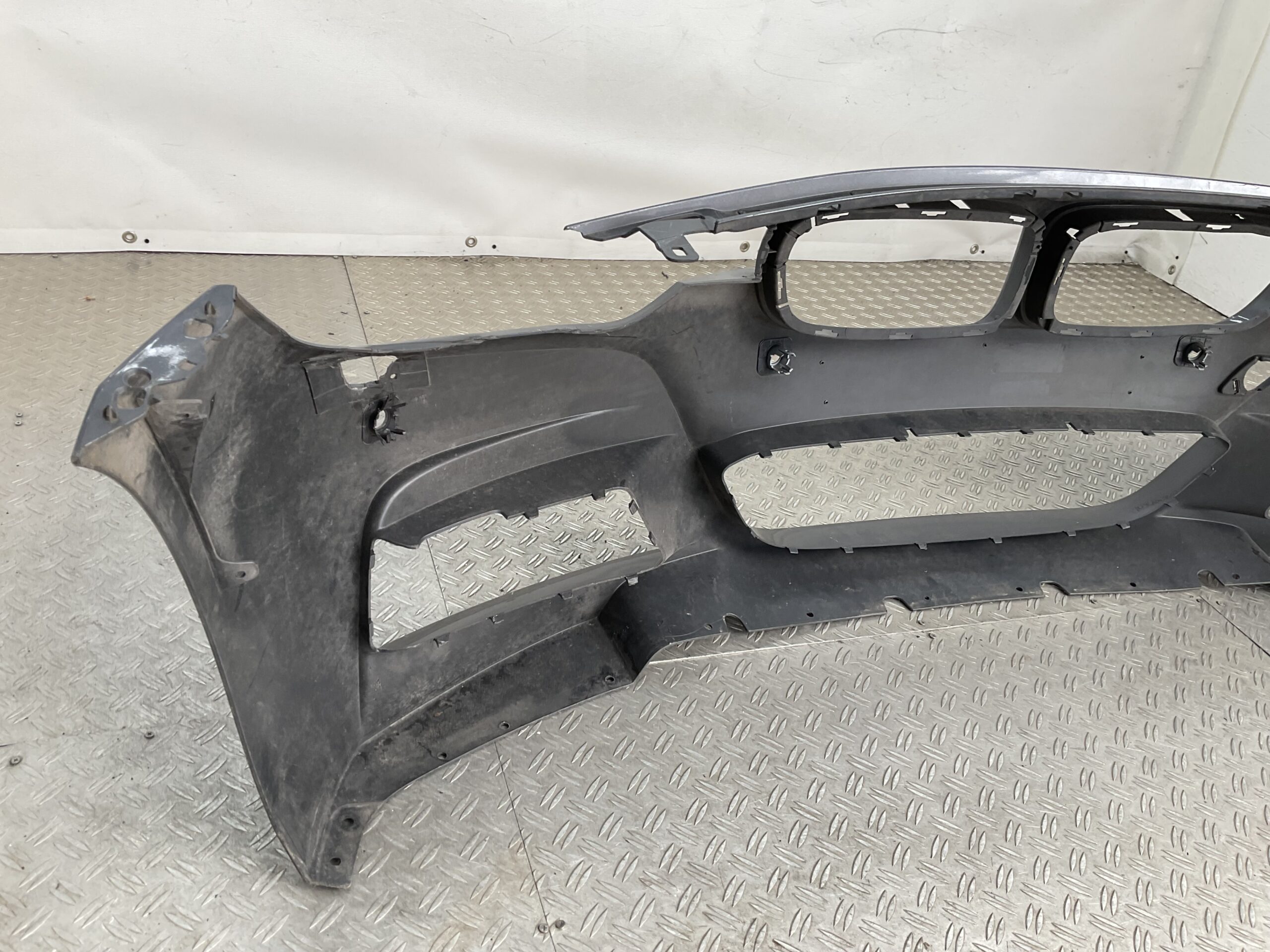 Bumper BMW 3 Serie F30 F31 M Pakket M-Pakket B39 511115857711 Voorbumper K4-22887