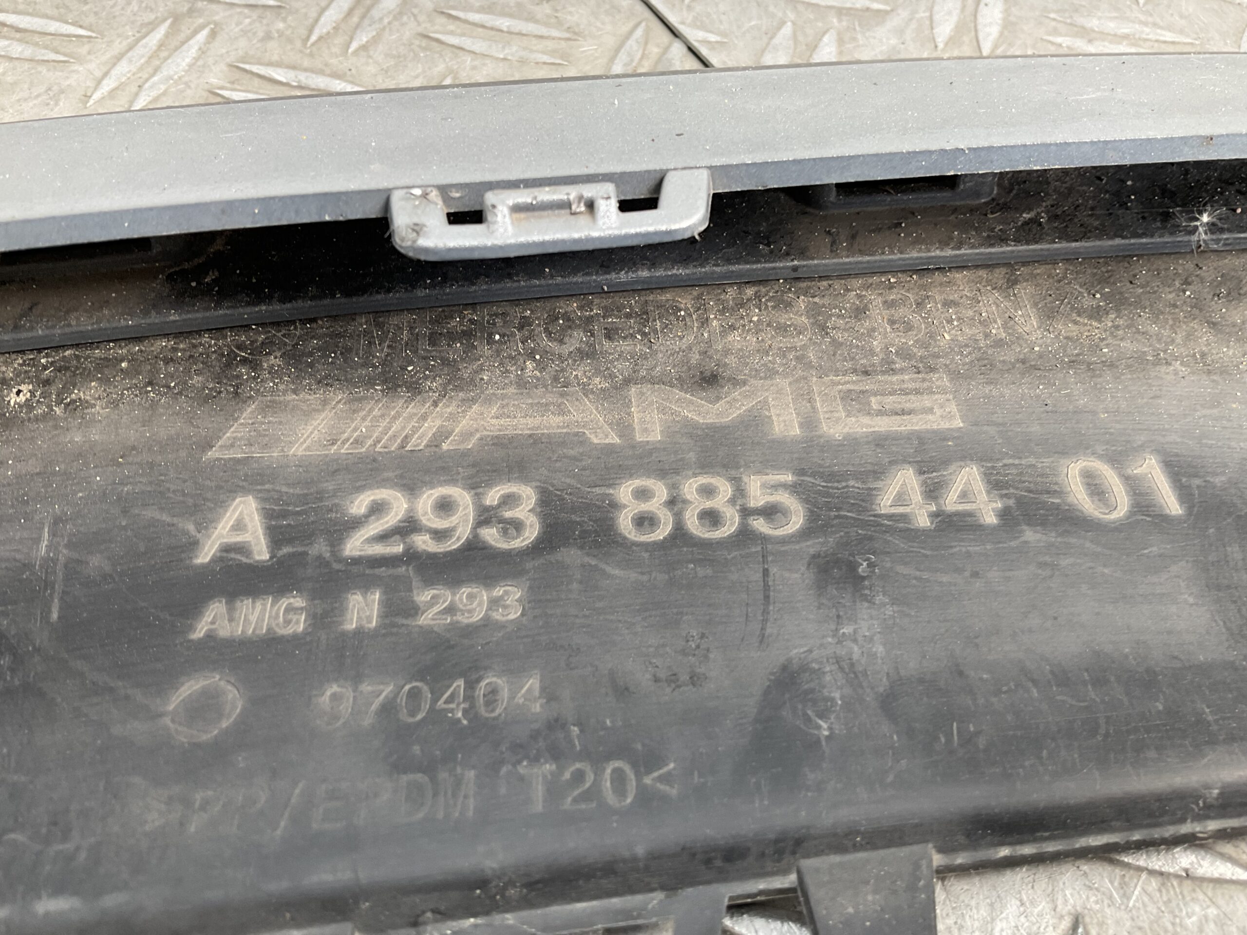 Bumper Mercedes EQC W293 19- AMG A2938859900 Voorbumper B3-22894