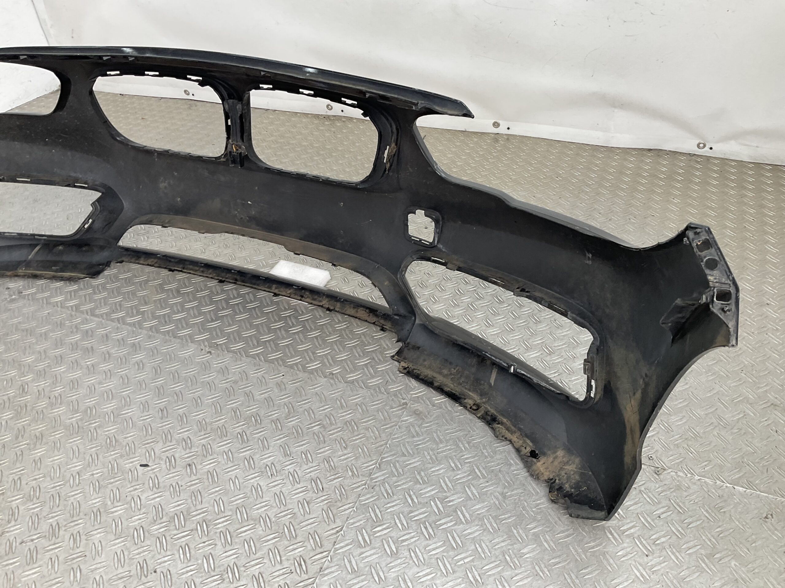 Bumper BMW 1 Serie F20 F21 LCI 15-19 pdc 51117371735 Voorbumper K8-22895