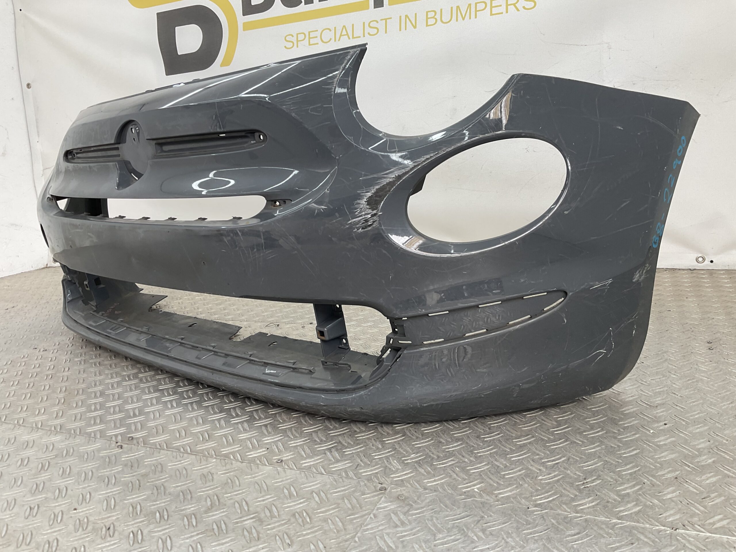 Bumper Fiat 500 Lounge Facelift 16-23 735619491 Voorbumper B8-22900