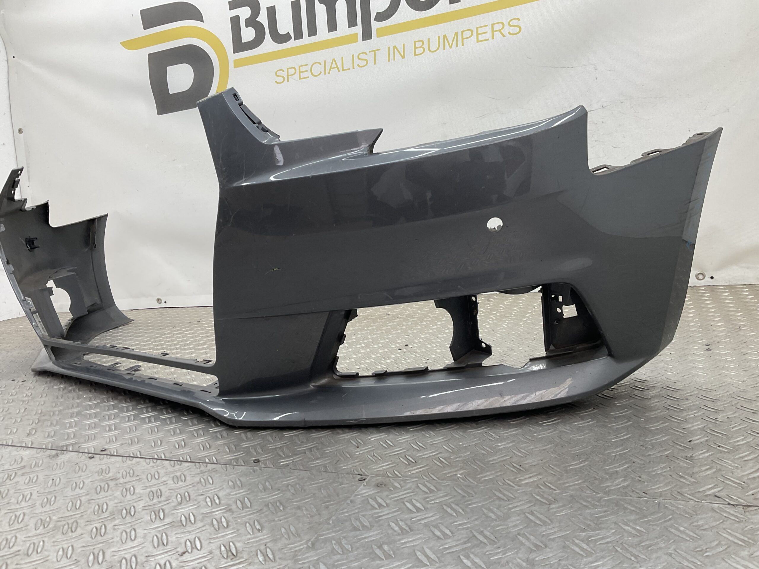 Bumper Audi A4 BW0 B9 Normaal 14-17 8W0807437 Voorbumper H5-22930
