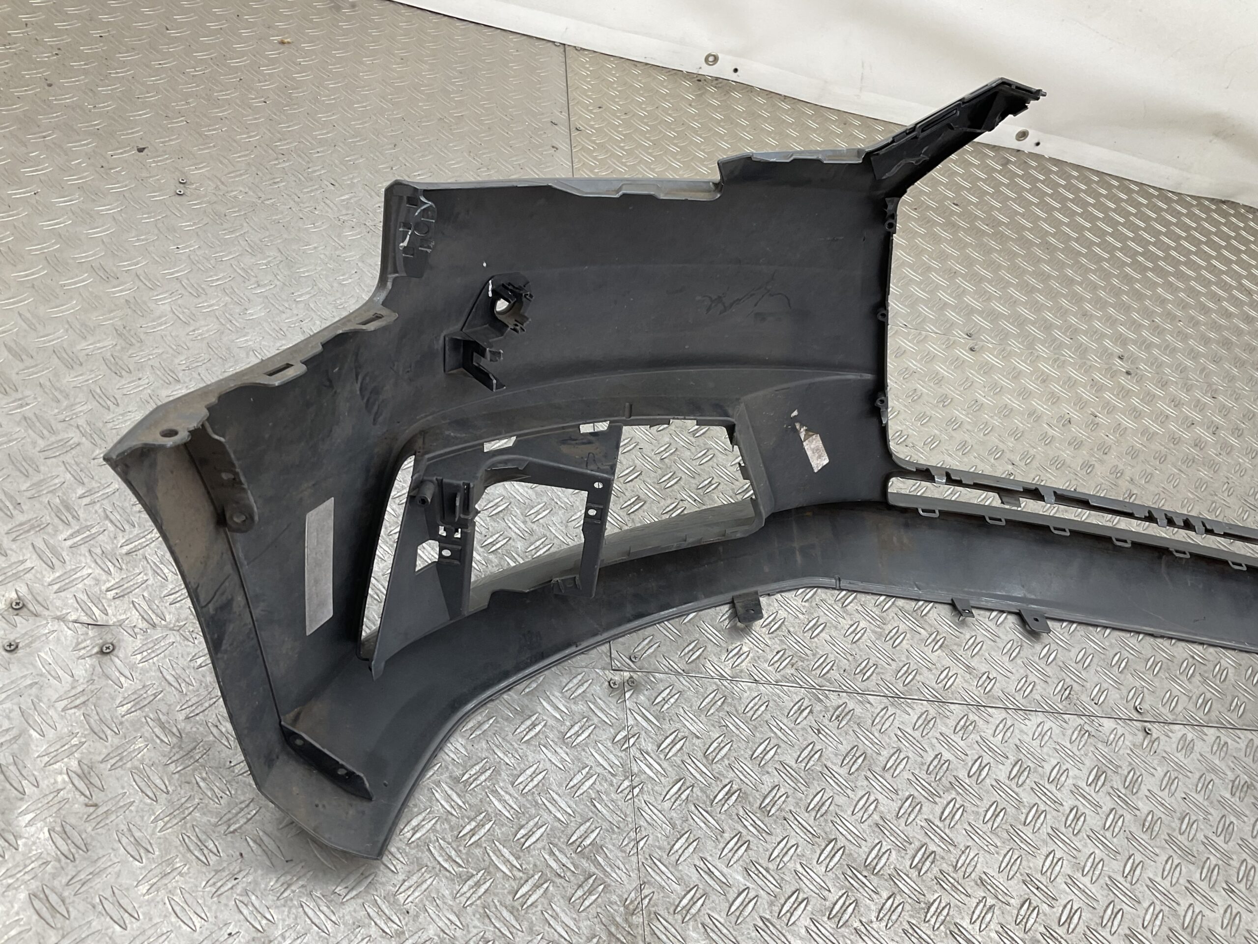 Bumper Audi A4 BW0 B9 Normaal 14-17 8W0807437 Voorbumper H5-22930