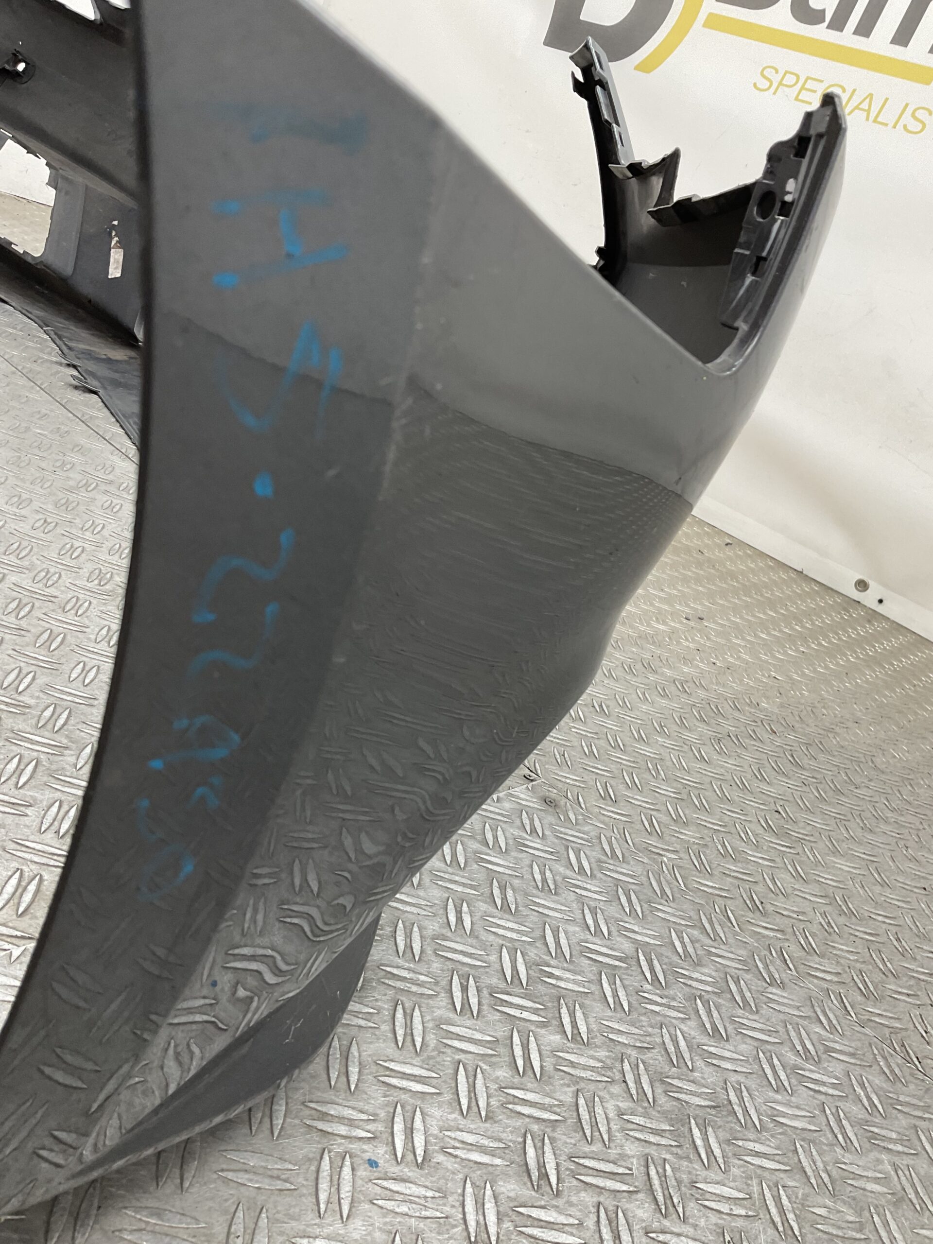 Bumper Audi A4 BW0 B9 Normaal 14-17 8W0807437 Voorbumper H5-22930