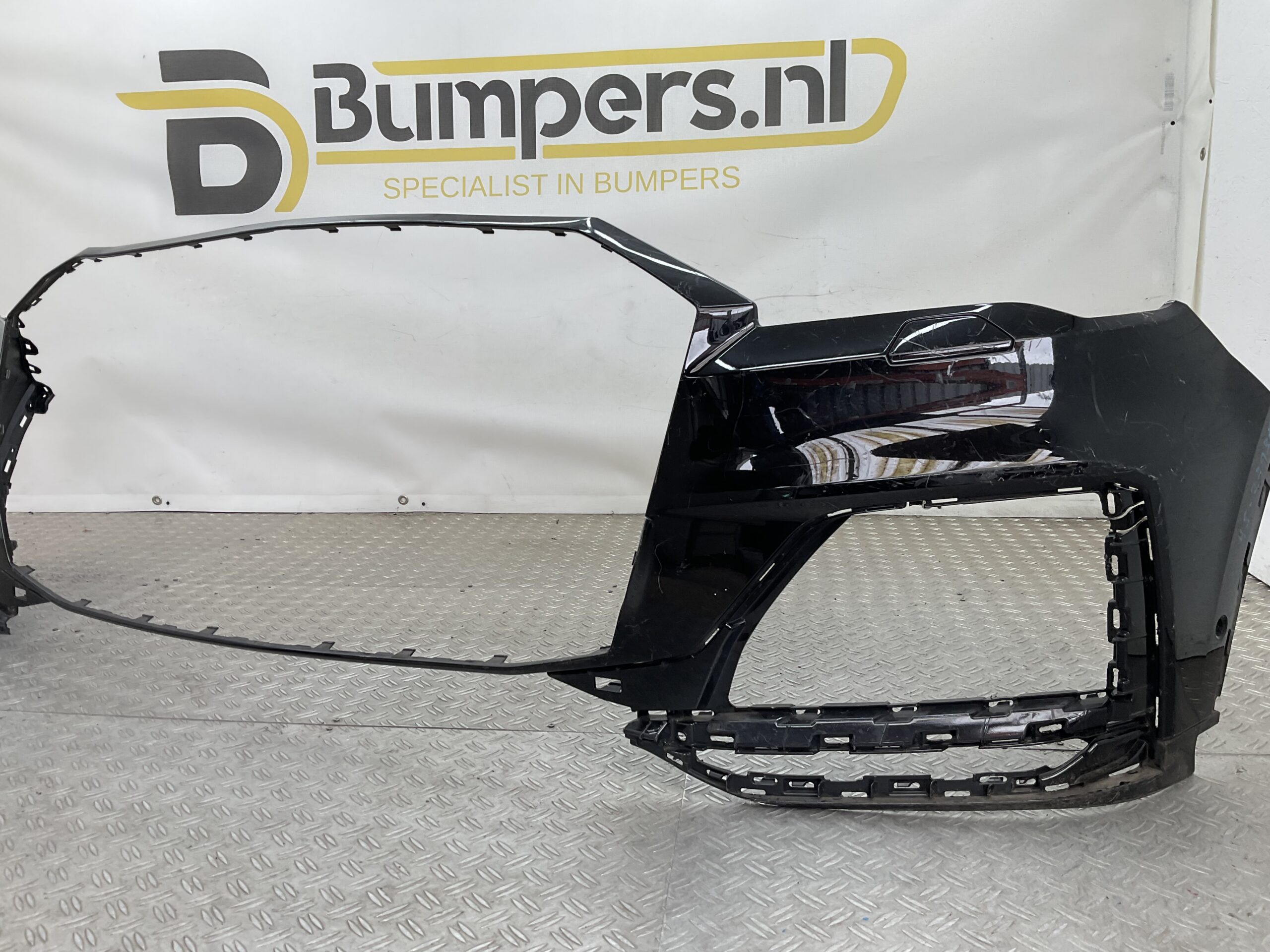 Bumper Audi Q7 4M 4M0807437Q SLine S-Line Voorbumper H5-22936