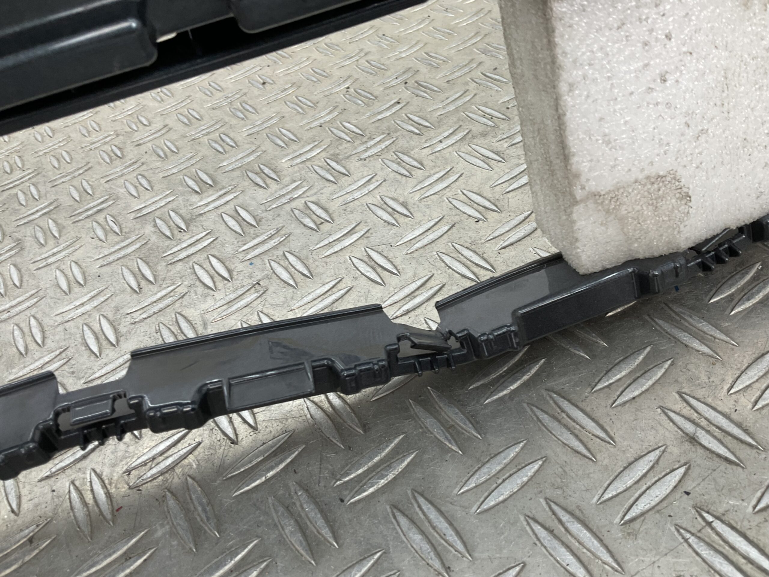BUMPER SEAT LEON IV 4 5FA CUPRA 20-24 5FA807217B VOORBUMPER C3-22947