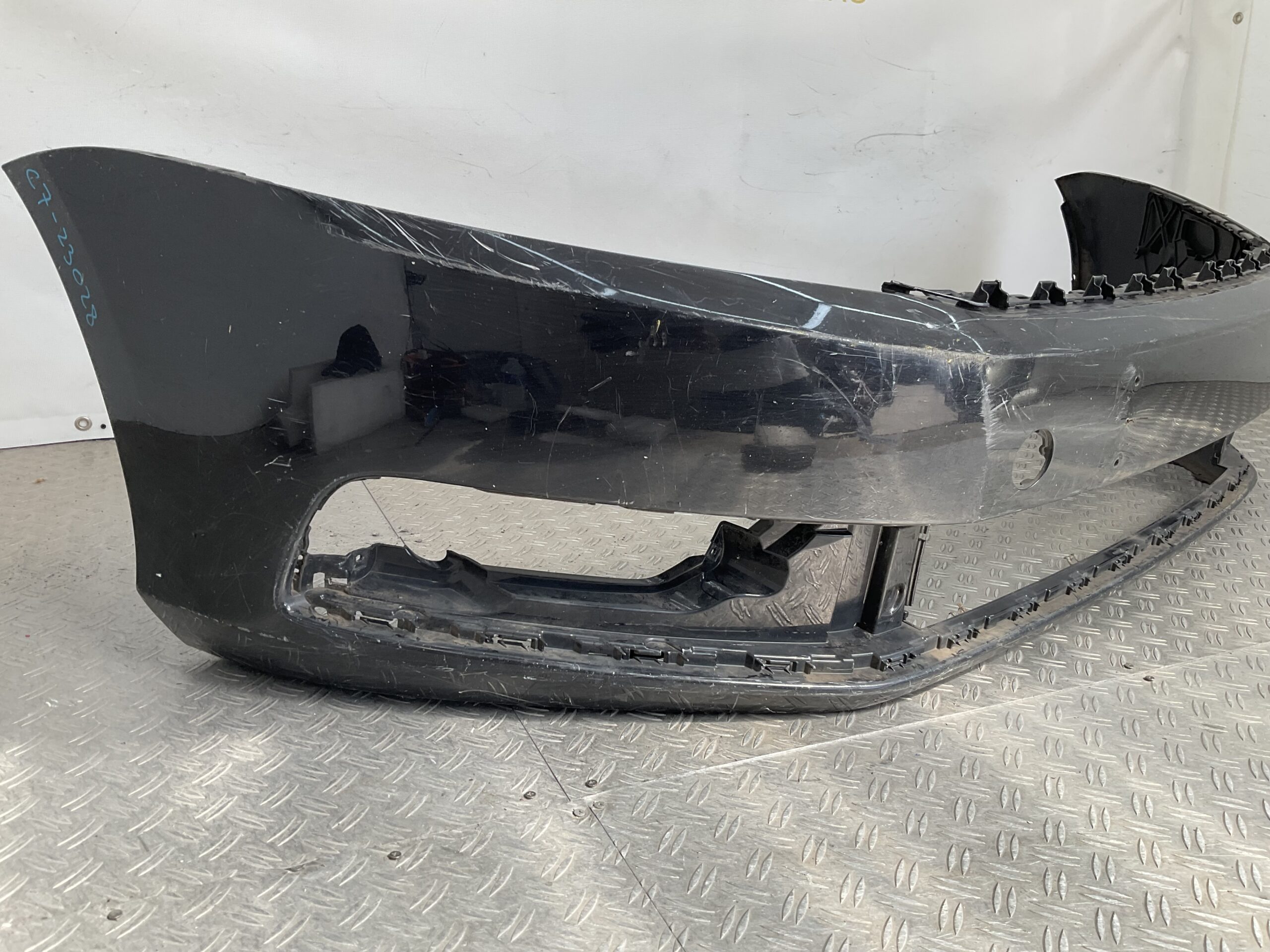 Bumper Skoda Octavia 4 4xpdc 3AA807221 2017-2024 Voorbumper C7-23028