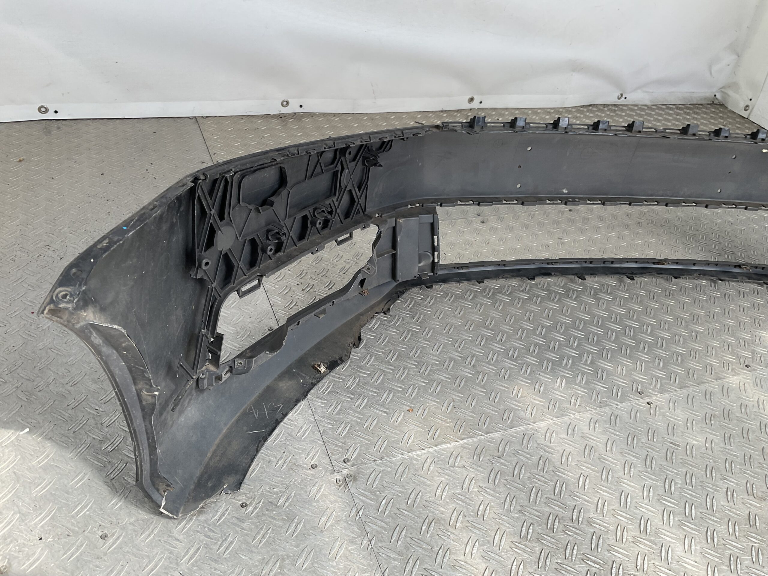 Bumper Skoda Octavia 4 4xpdc 3AA807221 2017-2024 Voorbumper C7-23028