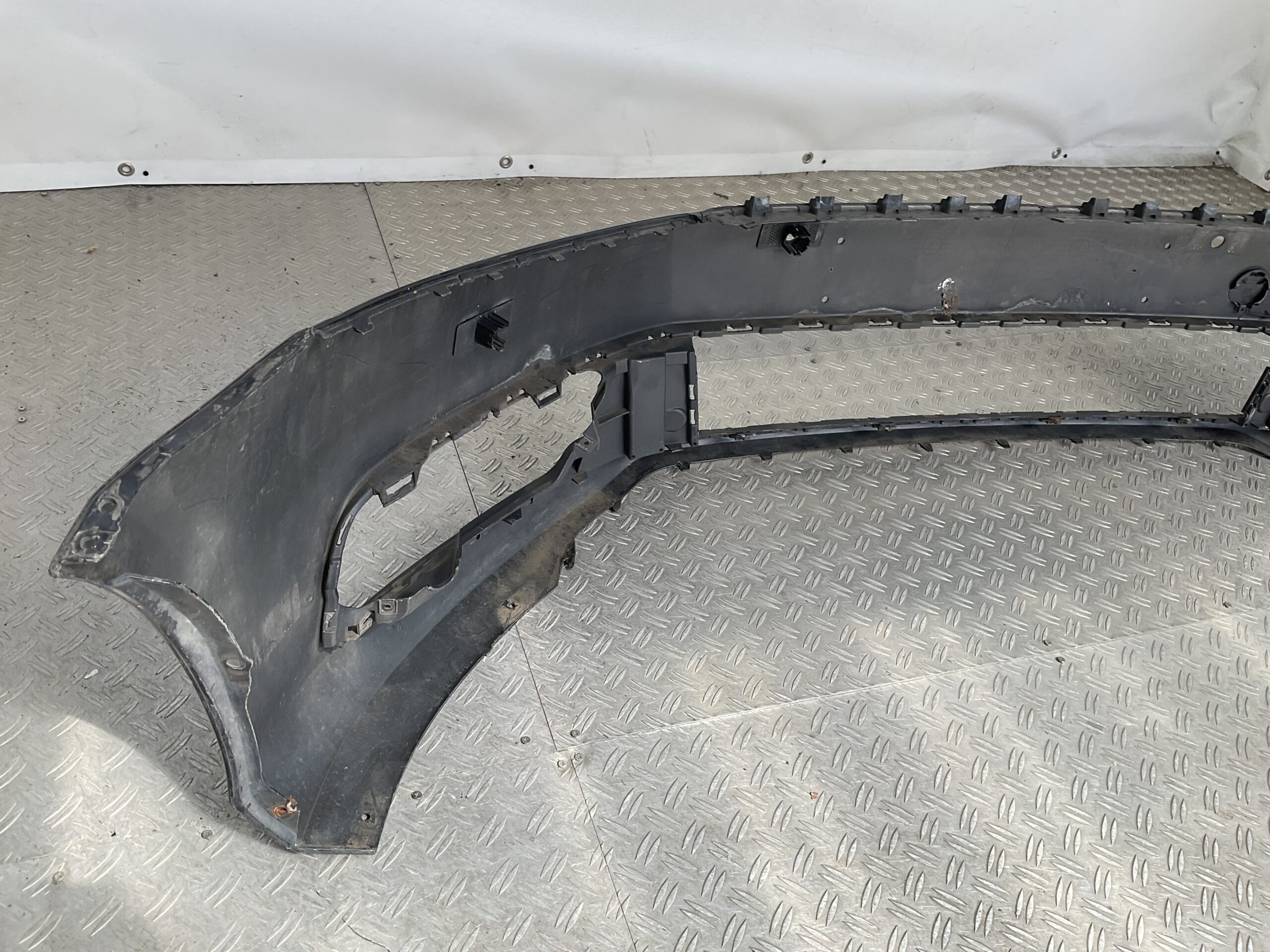 Bumper Skoda Octavia 4 4xpdc 3AA807221 2017-2024 Voorbumper C7-23029