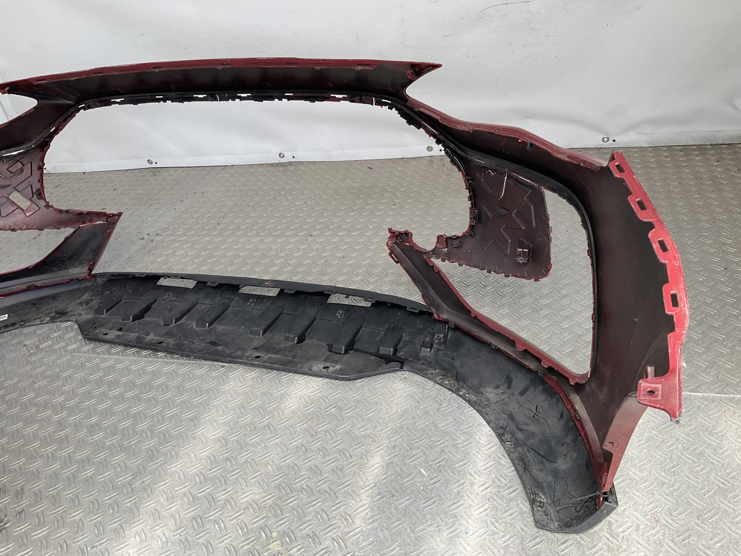Bumper MG HS Hybrid Facelift 22-25 P10947207 Voorbumper M1-23048