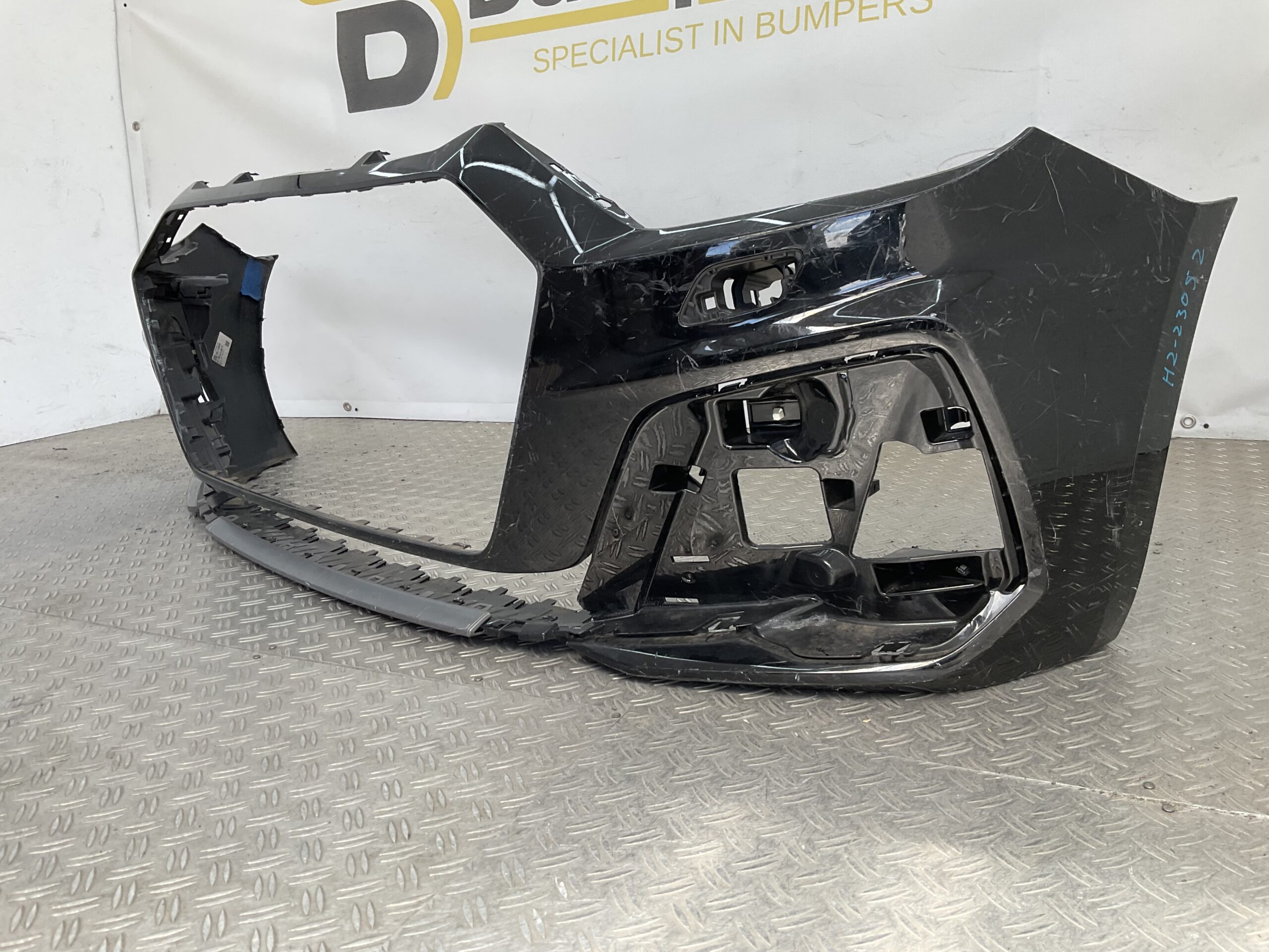 Bumper Audi A1 82A Sline S-Line KLS 19-23 82A807437F Voorbumper H2-23052