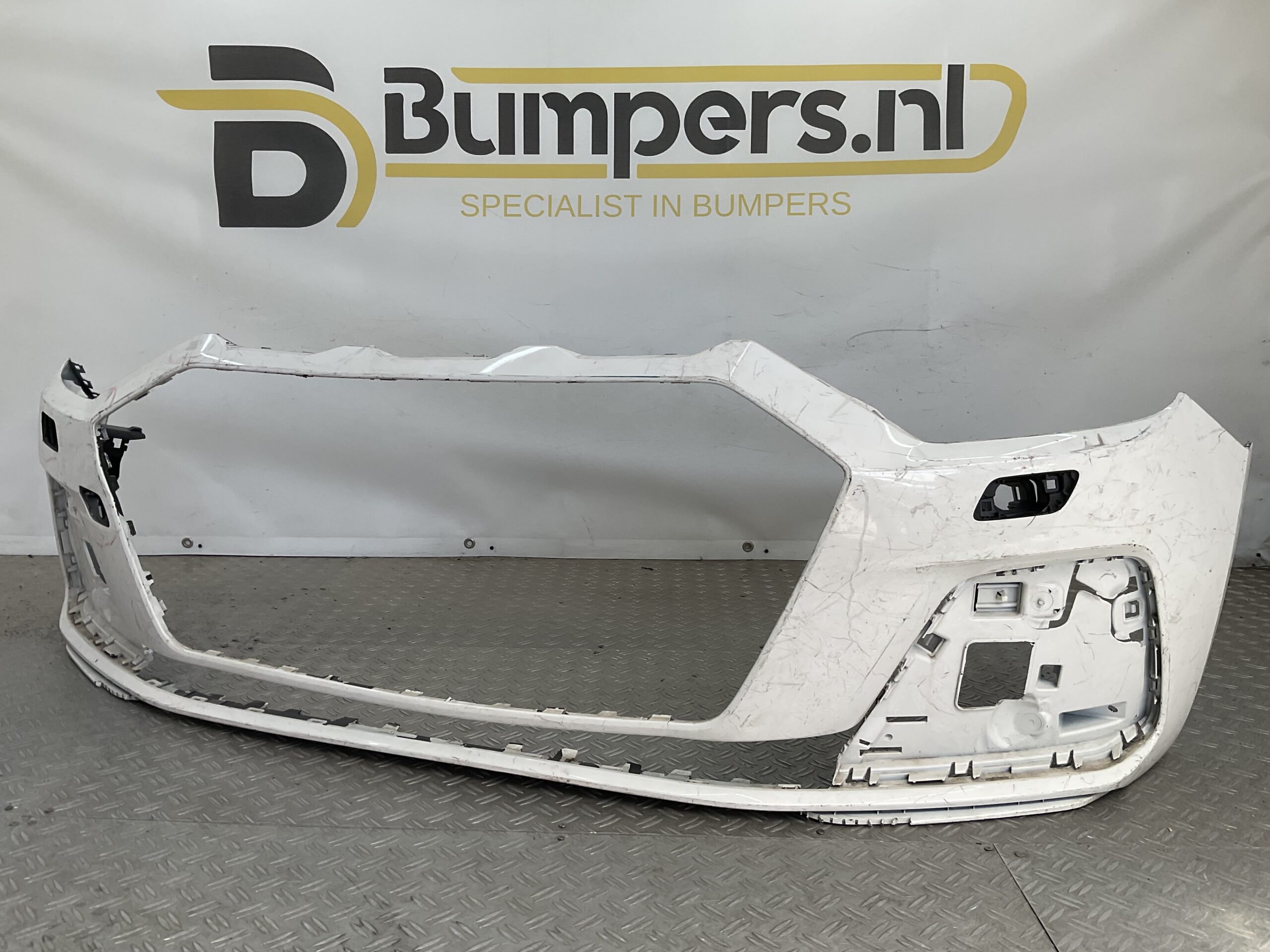 Bumper Audi A1 82A 19-23 kls 82A807437A Voorbumper H2-23053
