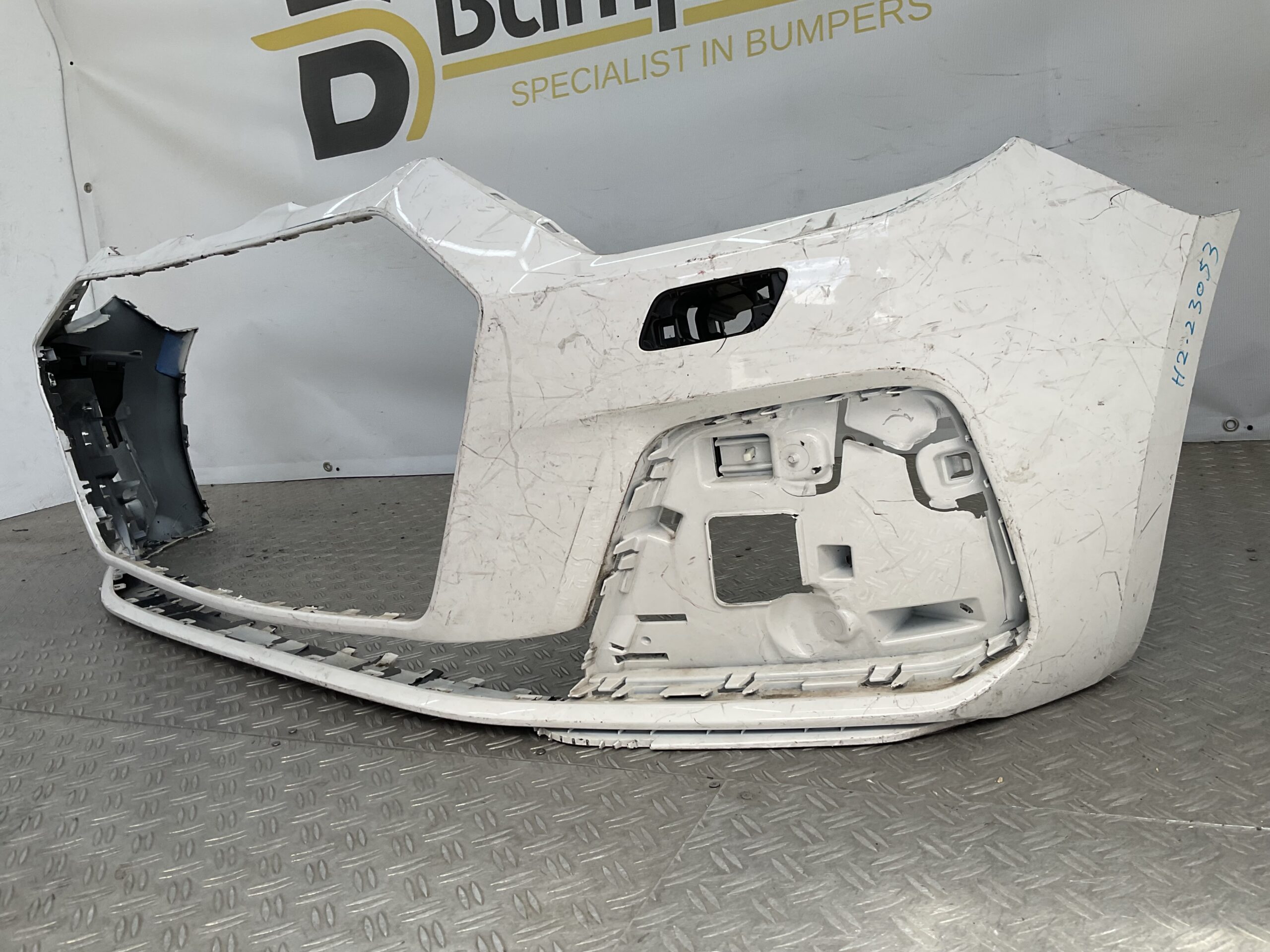 Bumper Audi A1 82A 19-23 kls 82A807437A Voorbumper H2-23053