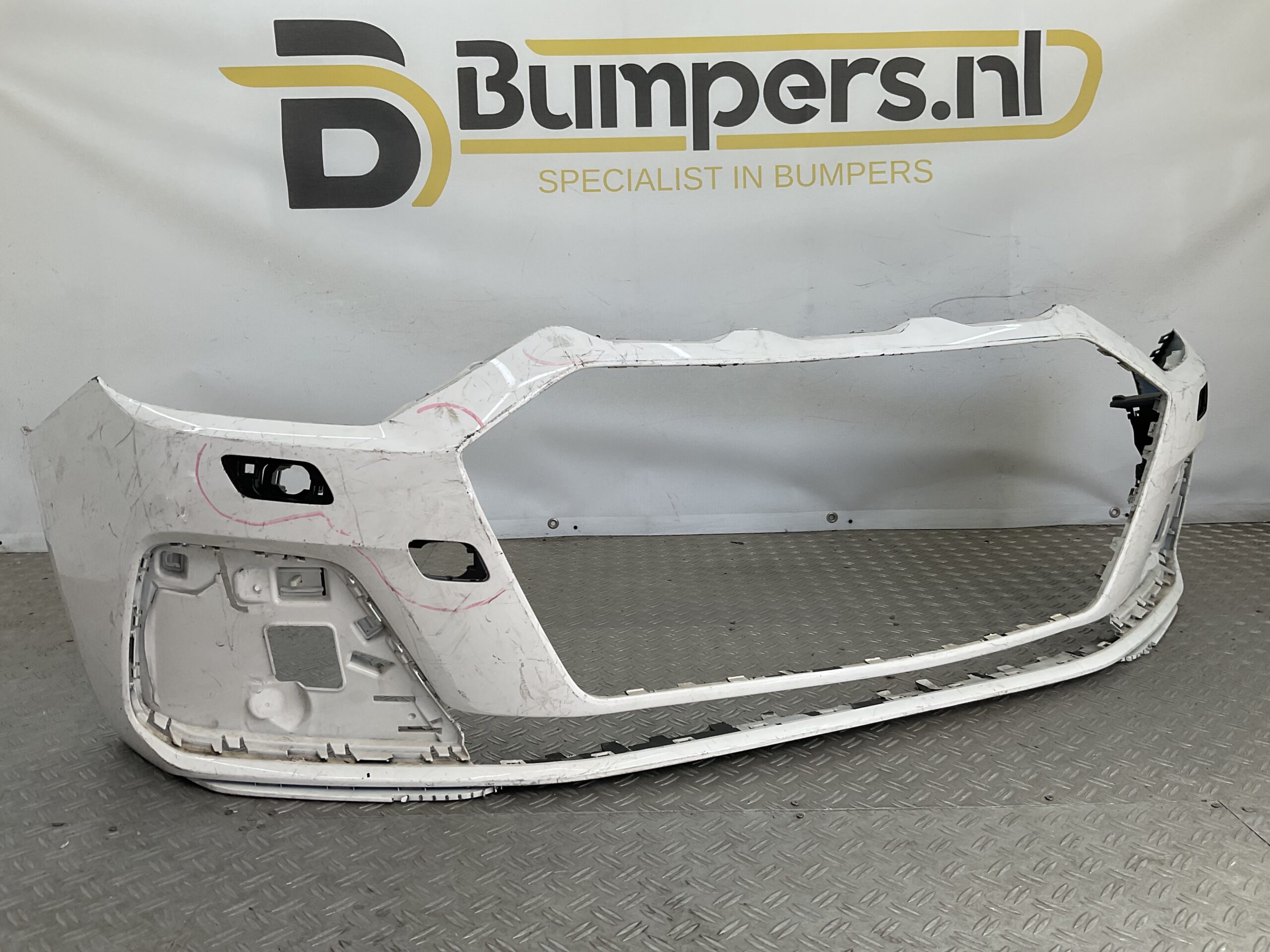 Bumper Audi A1 82A 19-23 kls 82A807437A Voorbumper H2-23053