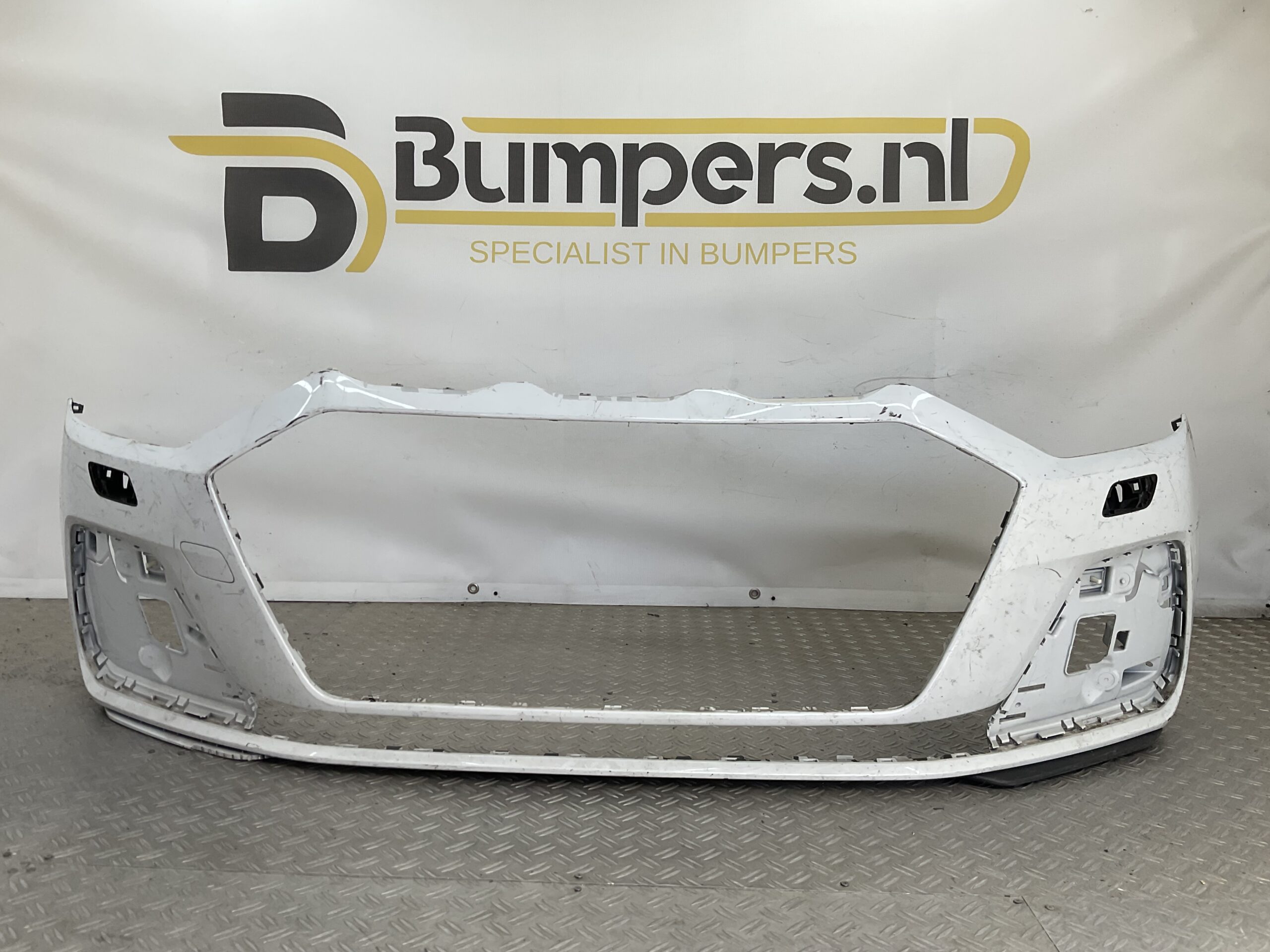Bumper Audi A1 82A 2019-2023 KLS PDC 82A807437A Voorbumper H2-23054