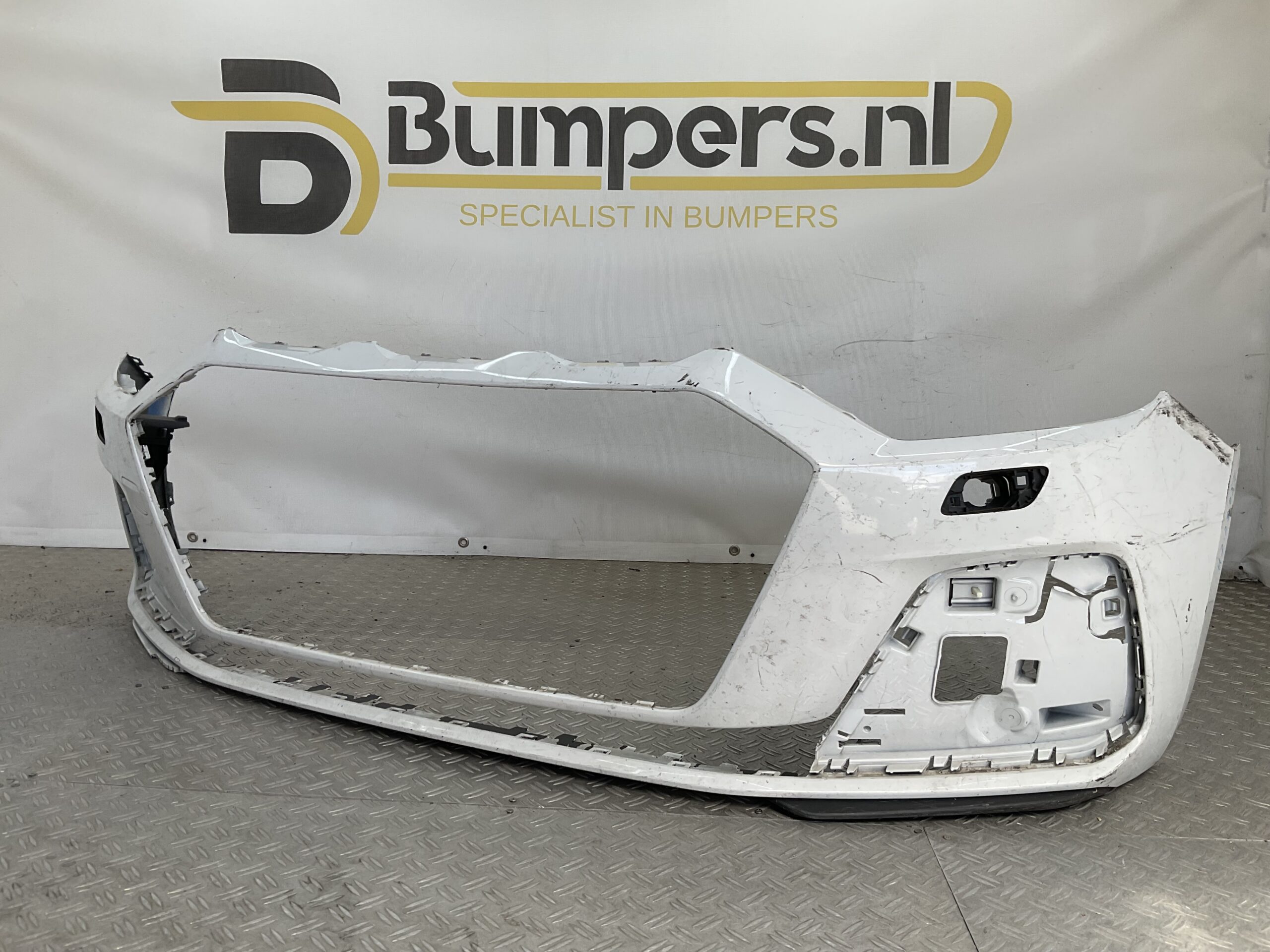 Bumper Audi A1 82A 2019-2023 KLS PDC 82A807437A Voorbumper H2-23054