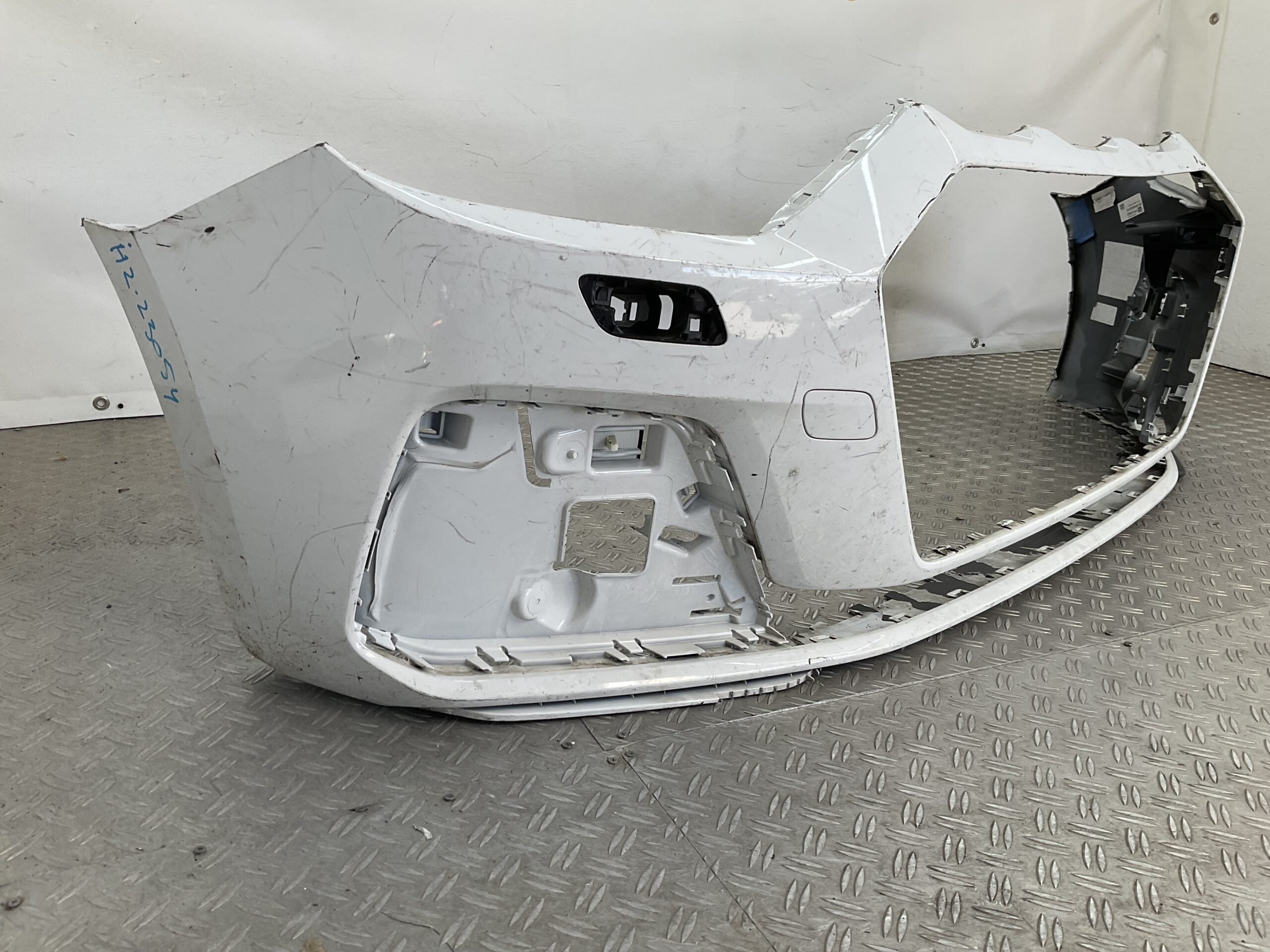 Bumper Audi A1 82A 2019-2023 KLS PDC 82A807437A Voorbumper H2-23054