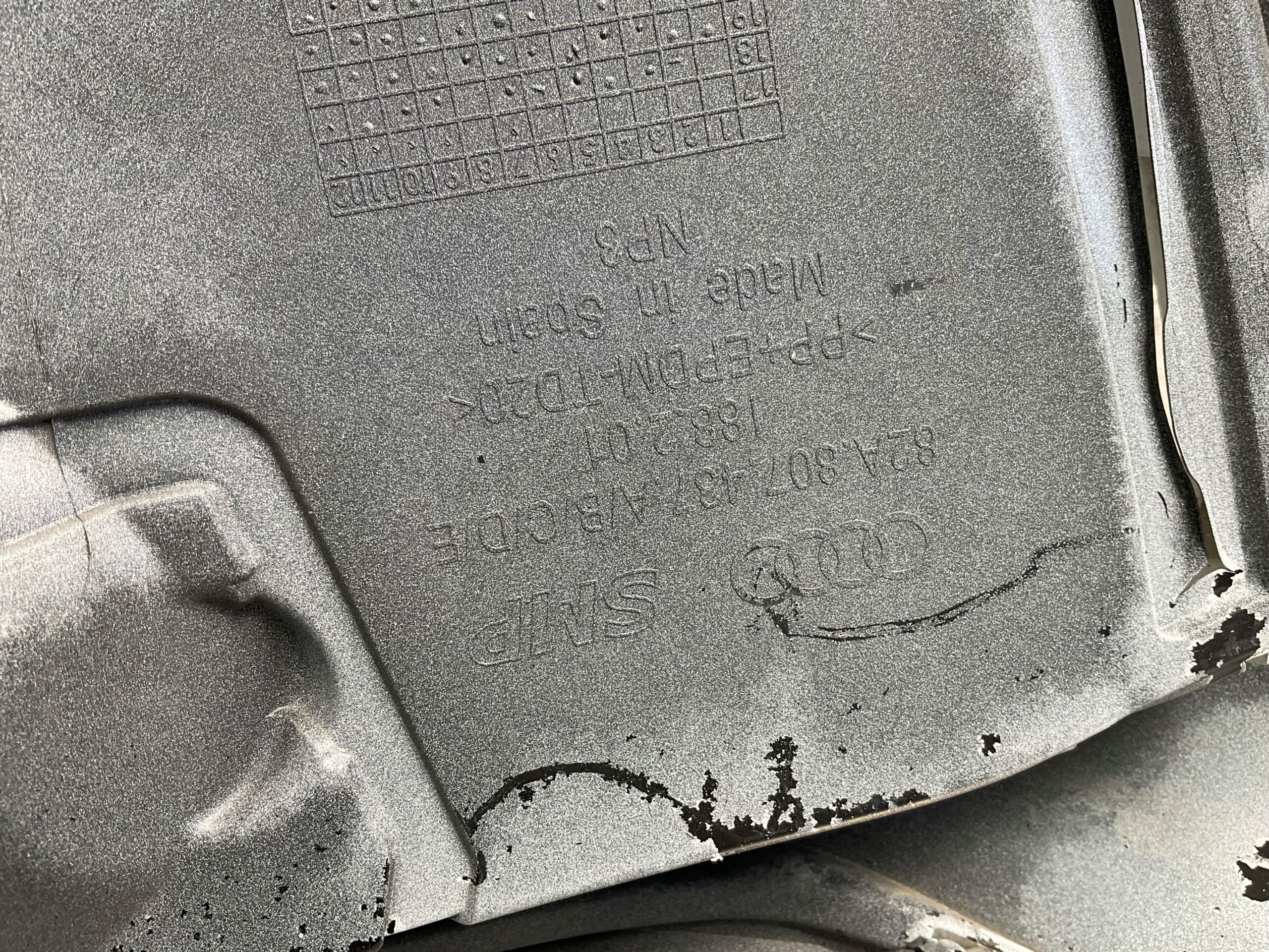 Bumper Audi A1 82A 2019-2023 KLS PDC 82A807437A Voorbumper H2-23054
