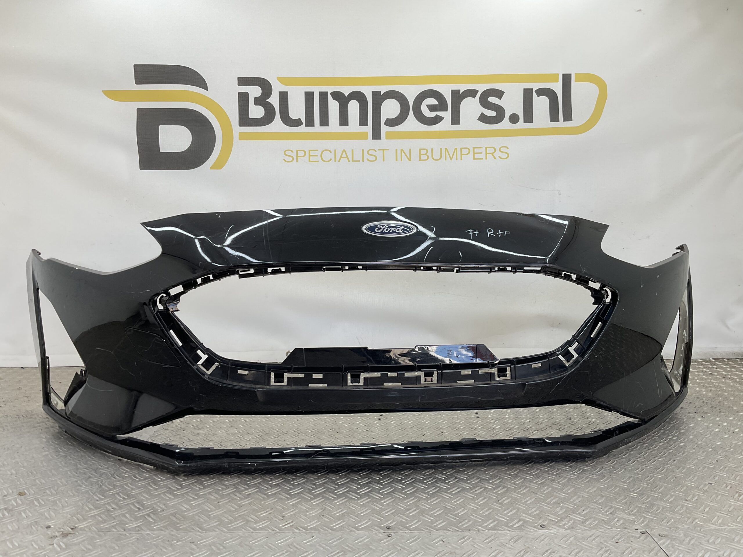 Bumper Ford Focus MK4 Normaal 2017-2022 JX7B-17757-A Voorbumper D9-23093