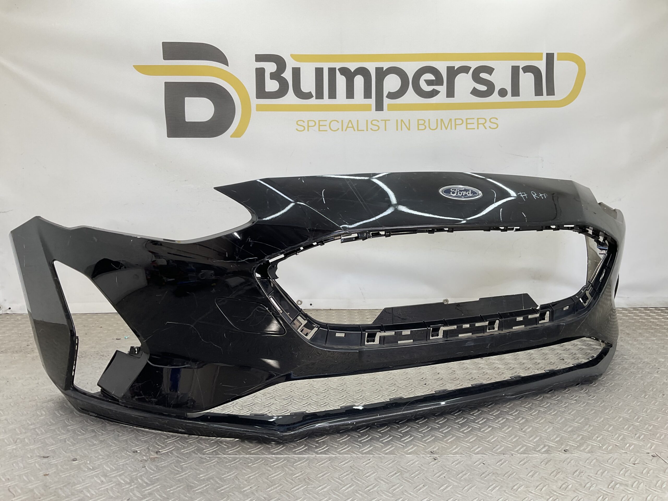 Bumper Ford Focus MK4 Normaal 2017-2022 JX7B-17757-A Voorbumper D9-23093
