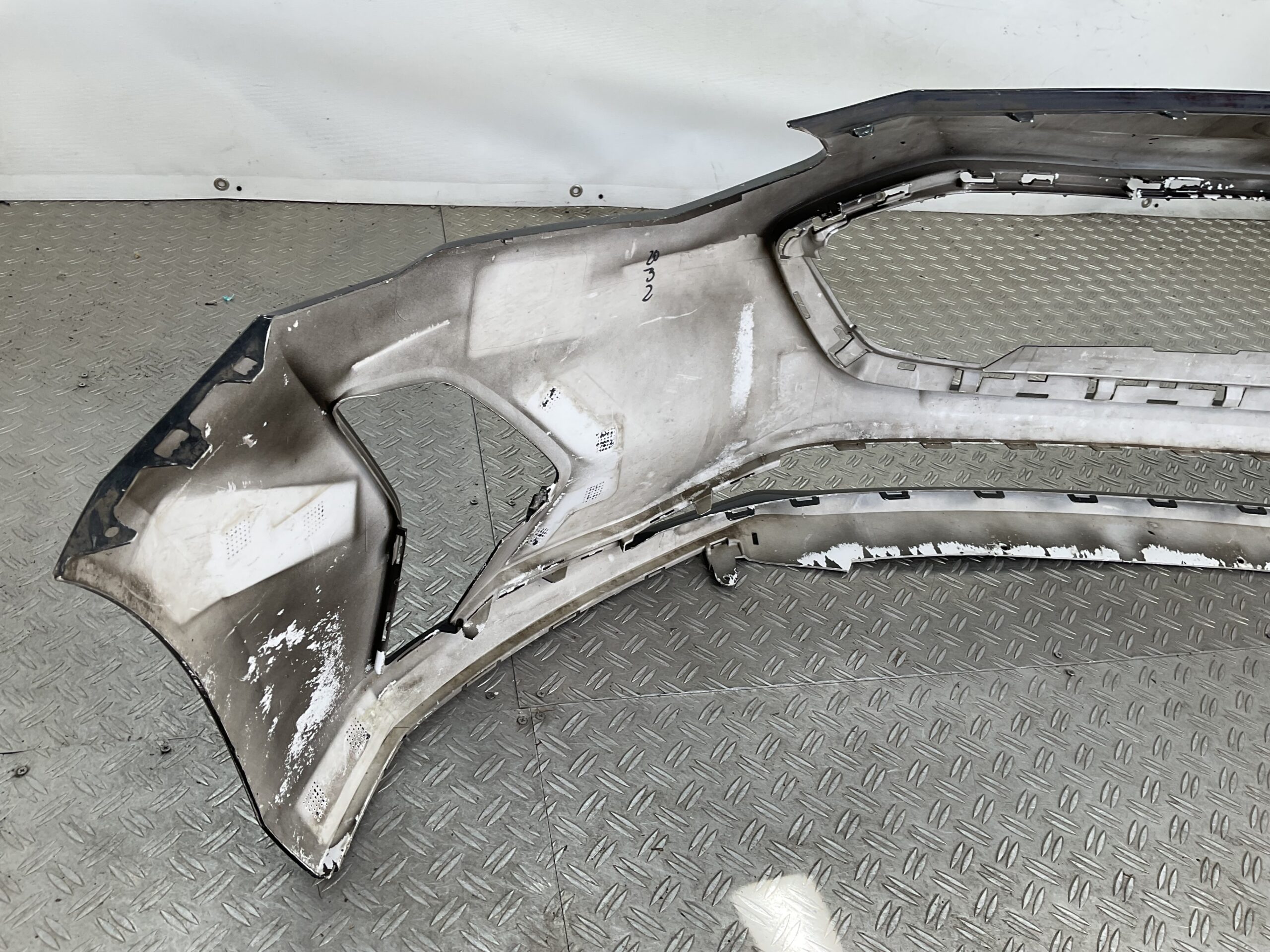 Bumper Ford Focus MK4 Normaal 2017-2022 JX7B-17757-A Voorbumper D9-23093