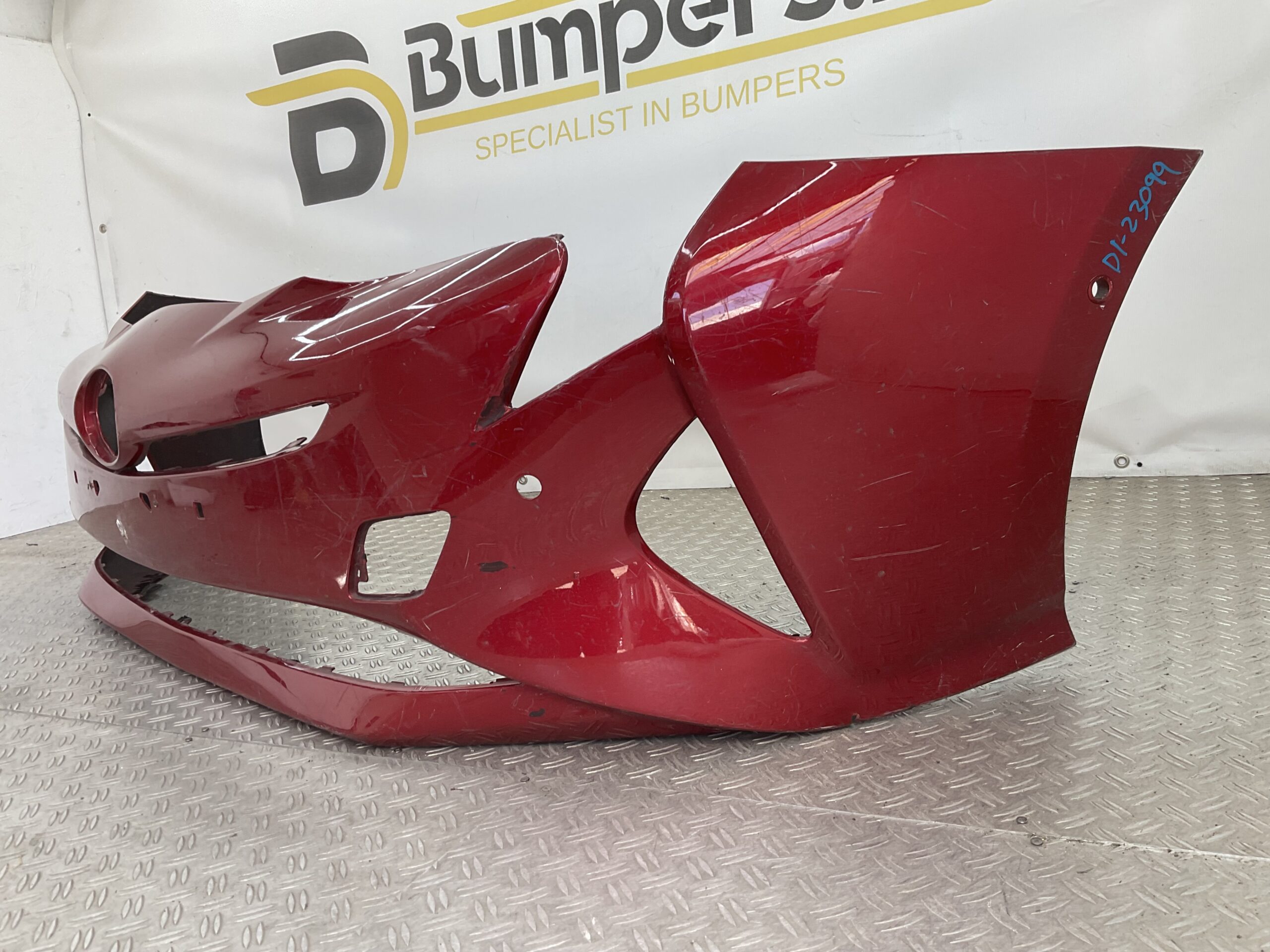 Bumper Toyota Prius XW50 16-18 52119-47700 Voorbumper D1-23099