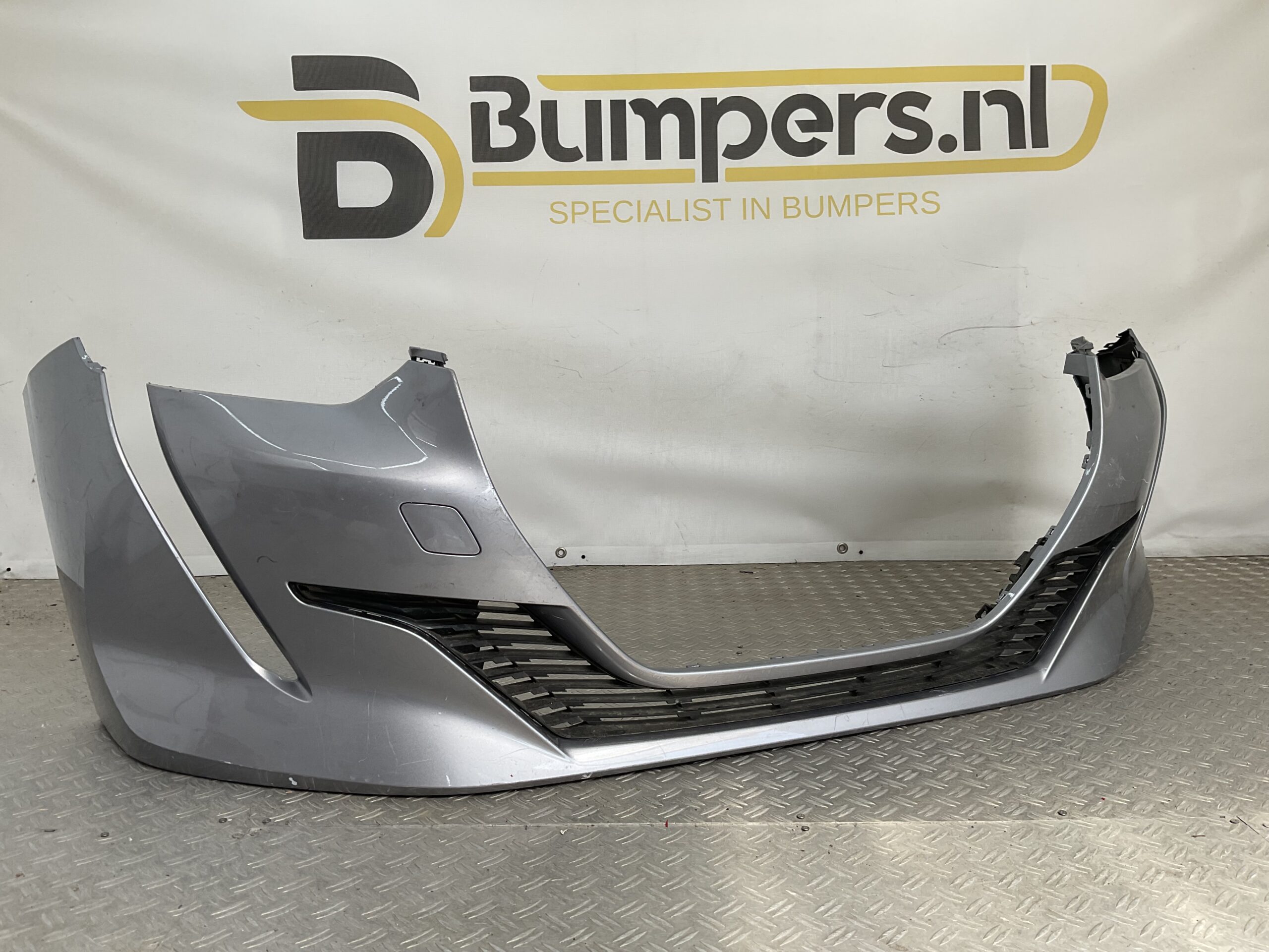 BUMPER Peugeot 208 II 2020-2024 9823203580 VOORBUMPER J4-23111