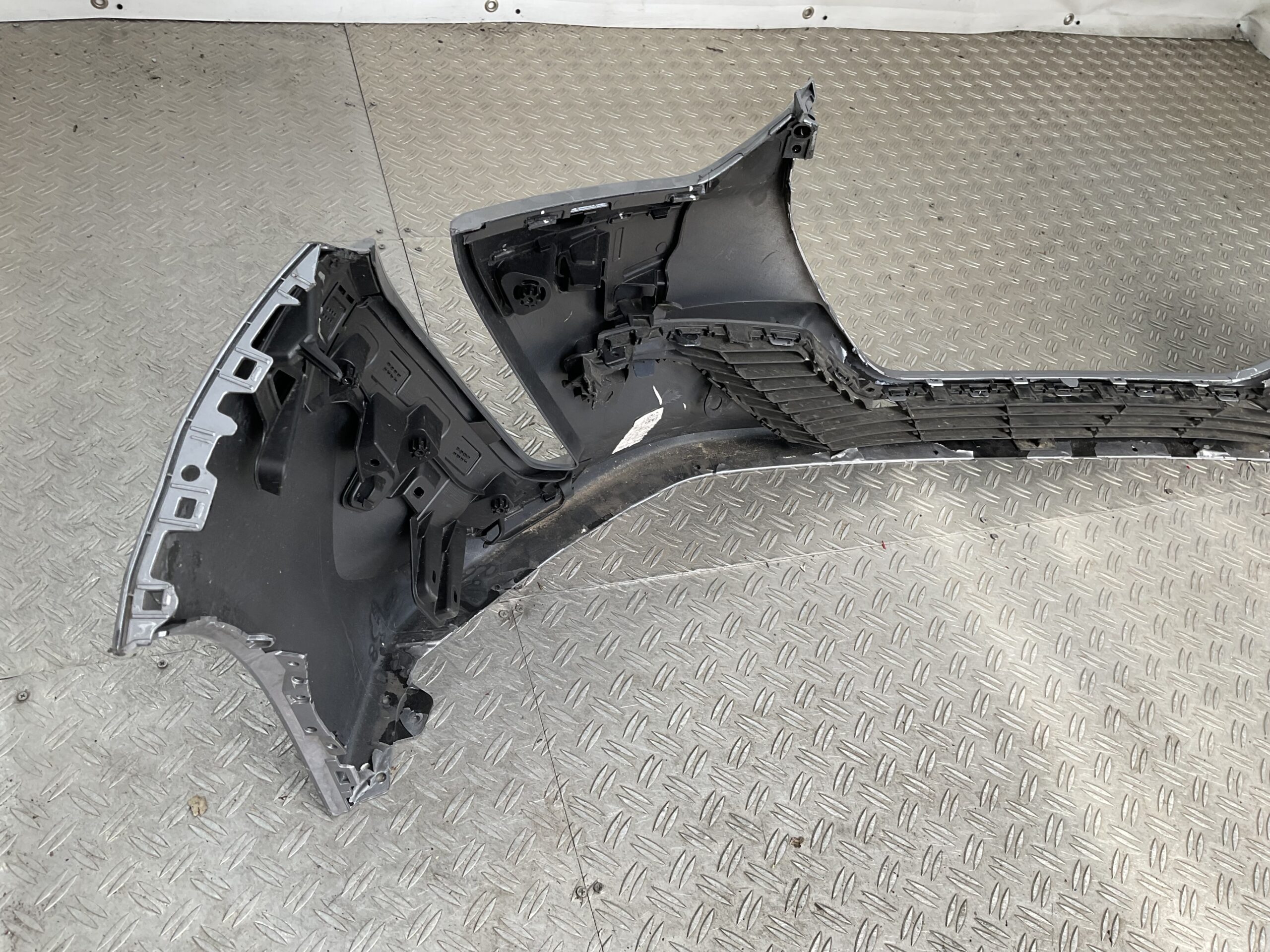 BUMPER Peugeot 208 II 2020-2024 9823203580 VOORBUMPER J4-23111