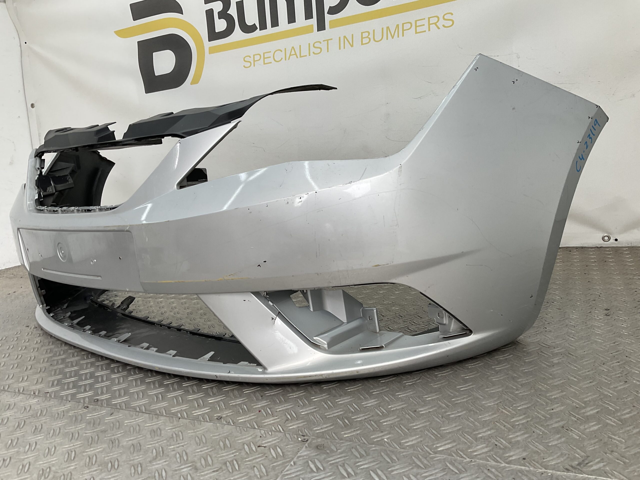 Bumper Seat Ibiza IV 6j Facelift 2012-2017 6J0805903C Voorbumper C4-23119
