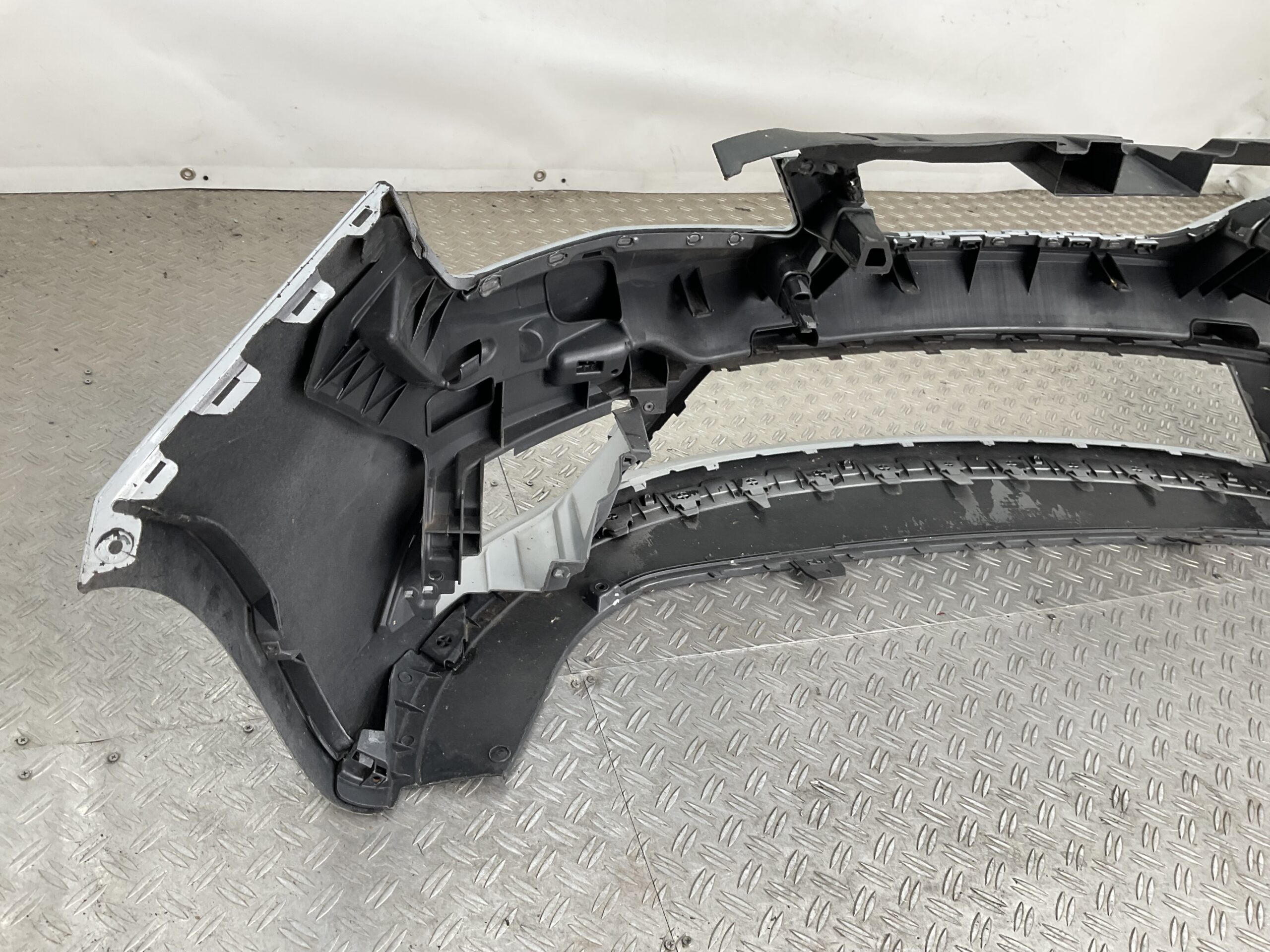 Bumper Seat Ibiza IV 6j Facelift 2012-2017 6J0805903C Voorbumper C4-23119
