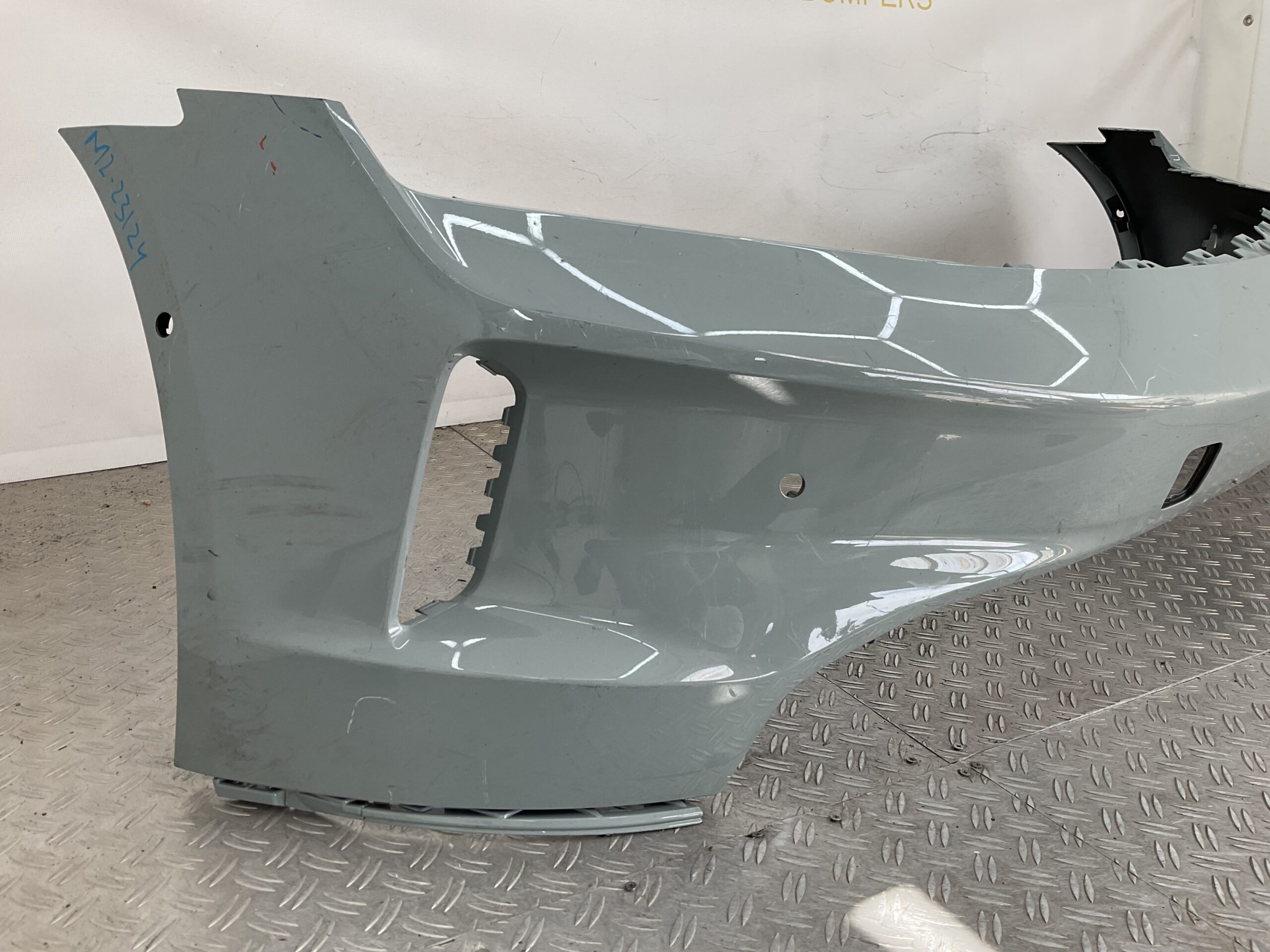 Bumper Porsche Taycan Facelift 9J1 24- 9J1807221AA Voorbumper M2-23124