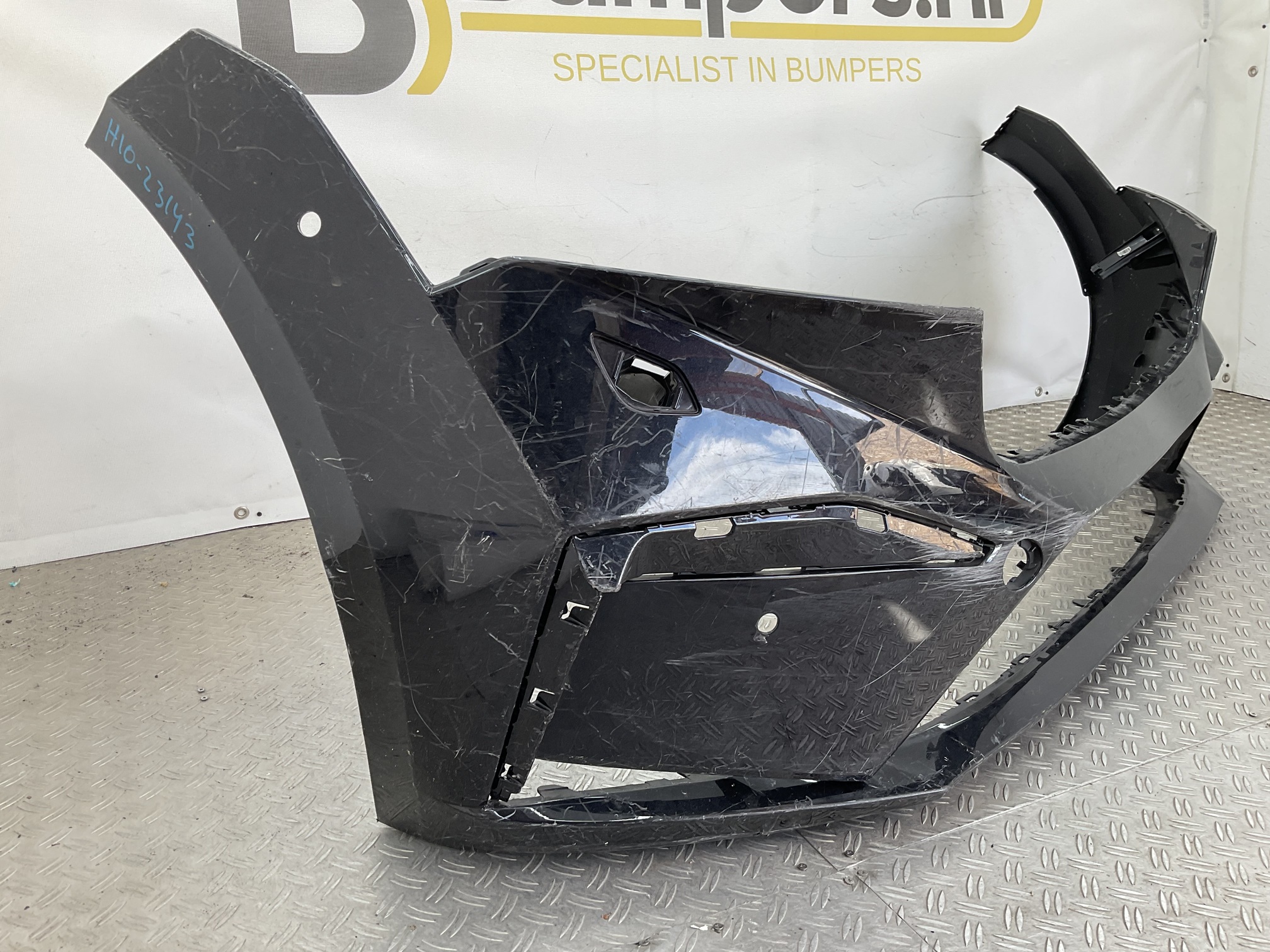 Bumper Skoda Enyaq iV 2021 5LA807221F Voorbumper H10-23143