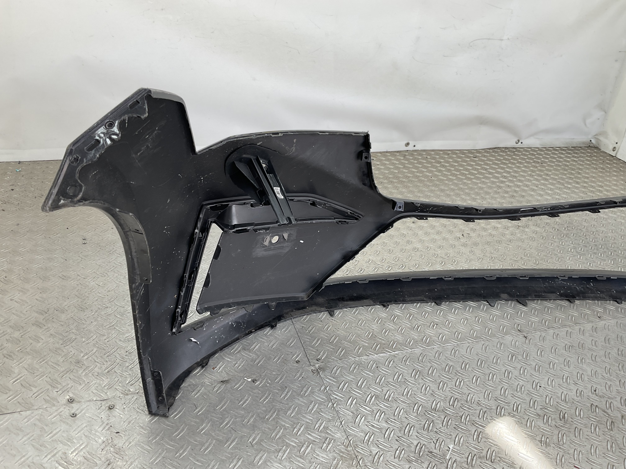 Bumper Skoda Enyaq iV 2021 5LA807221F Voorbumper H10-23143