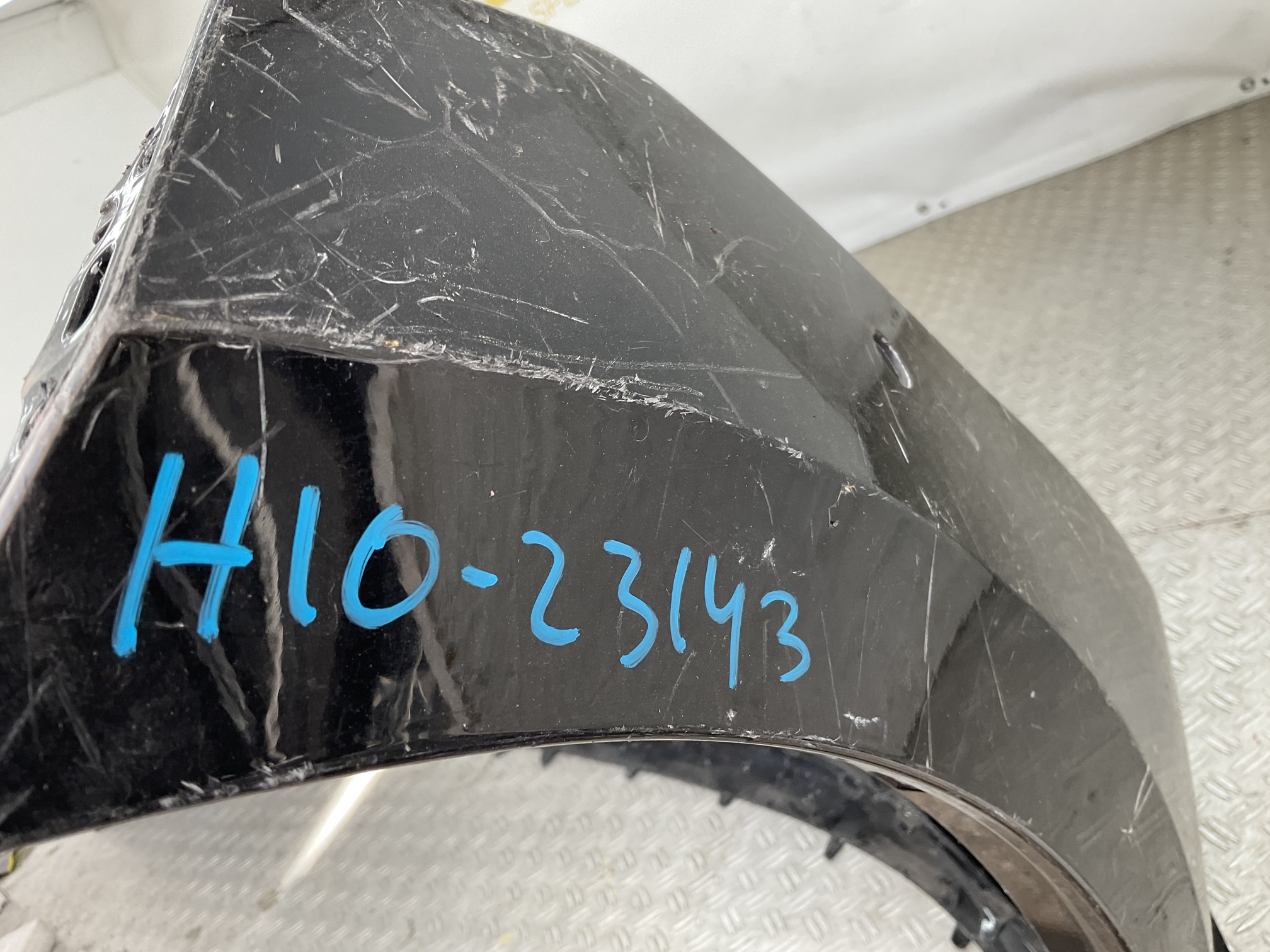 Bumper Skoda Enyaq iV 2021 5LA807221F Voorbumper H10-23143